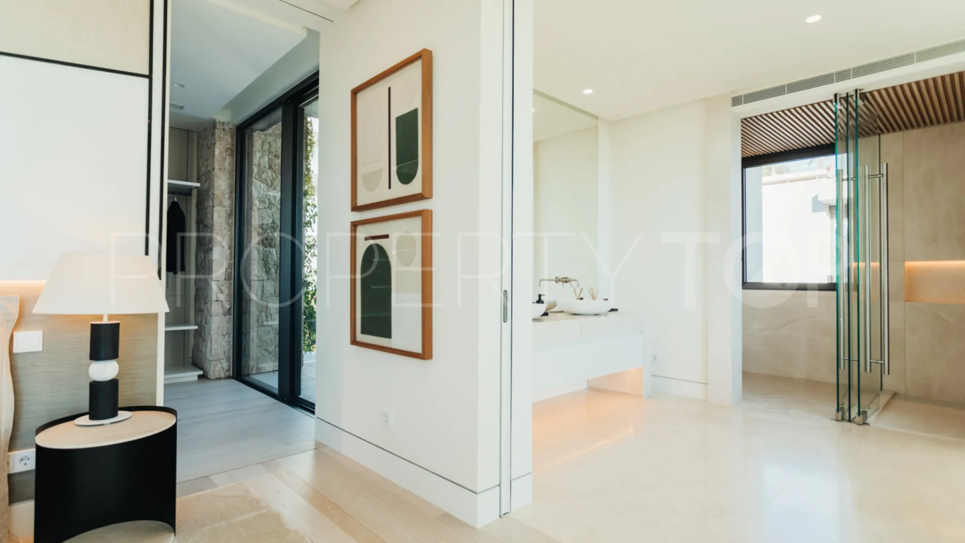 Se vende villa en La Quinta de 7 dormitorios
