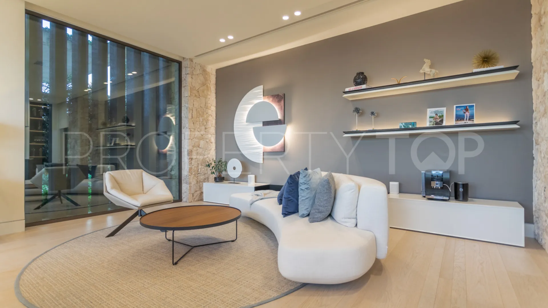 Se vende villa en La Quinta de 7 dormitorios