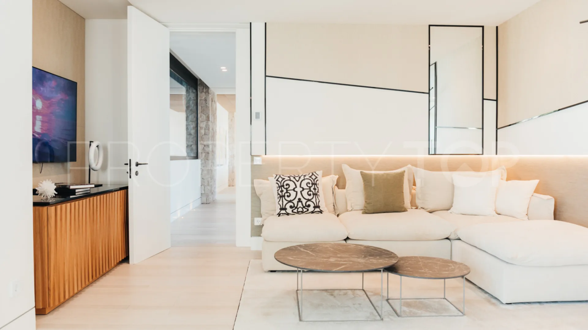 Se vende villa en La Quinta de 7 dormitorios