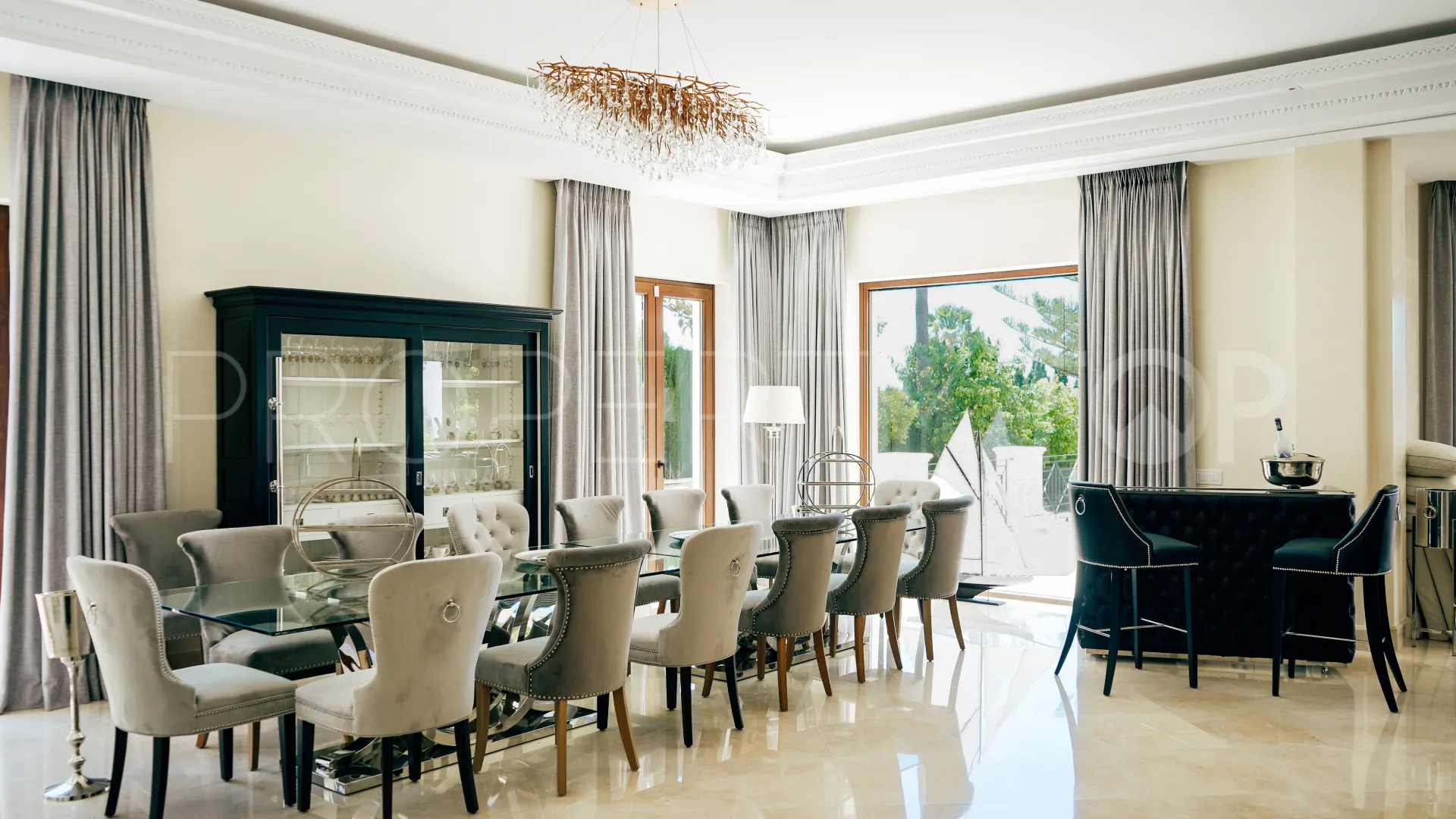 Sierra Blanca, villa a la venta con 8 dormitorios