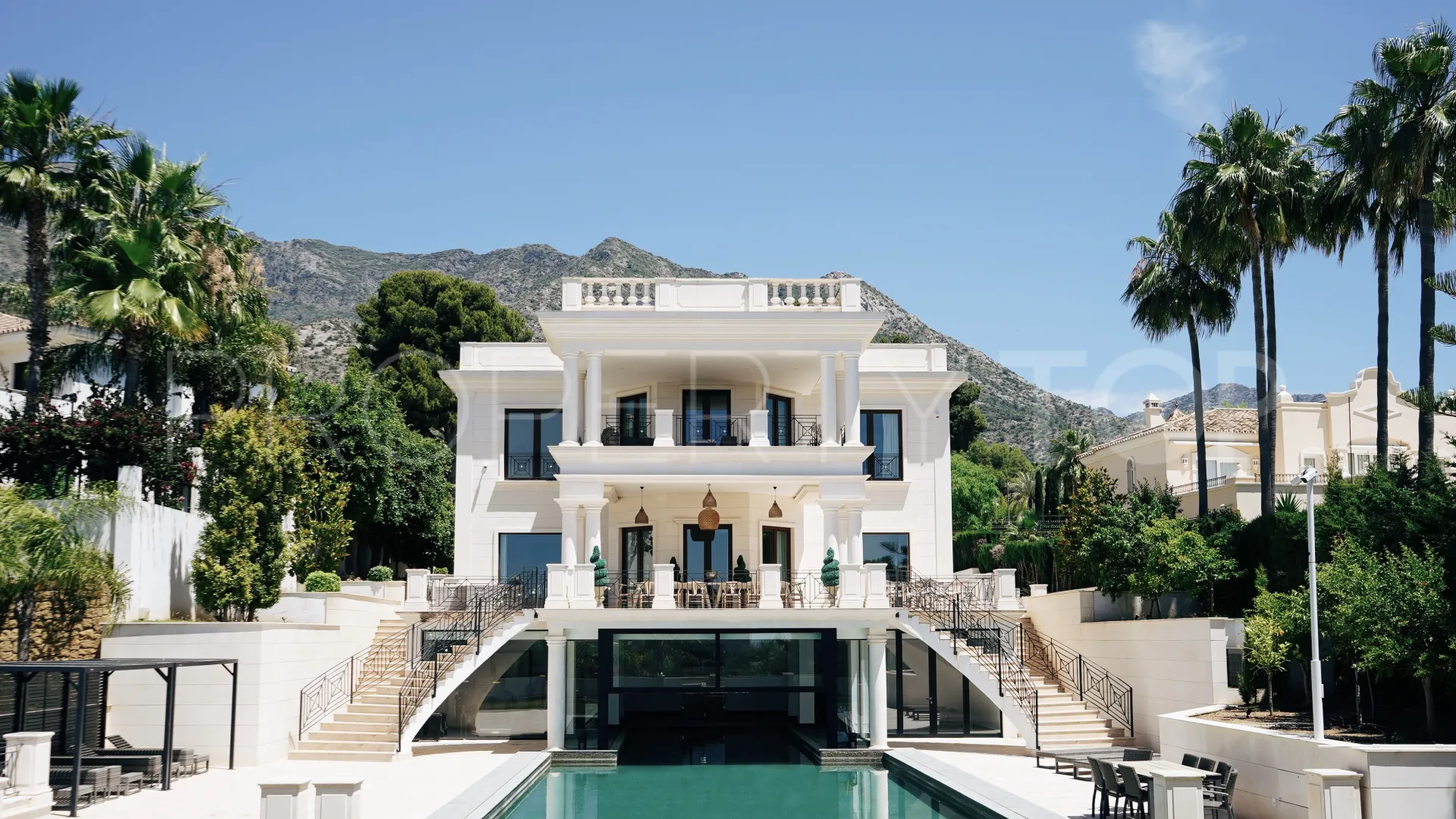 Sierra Blanca, villa a la venta con 8 dormitorios