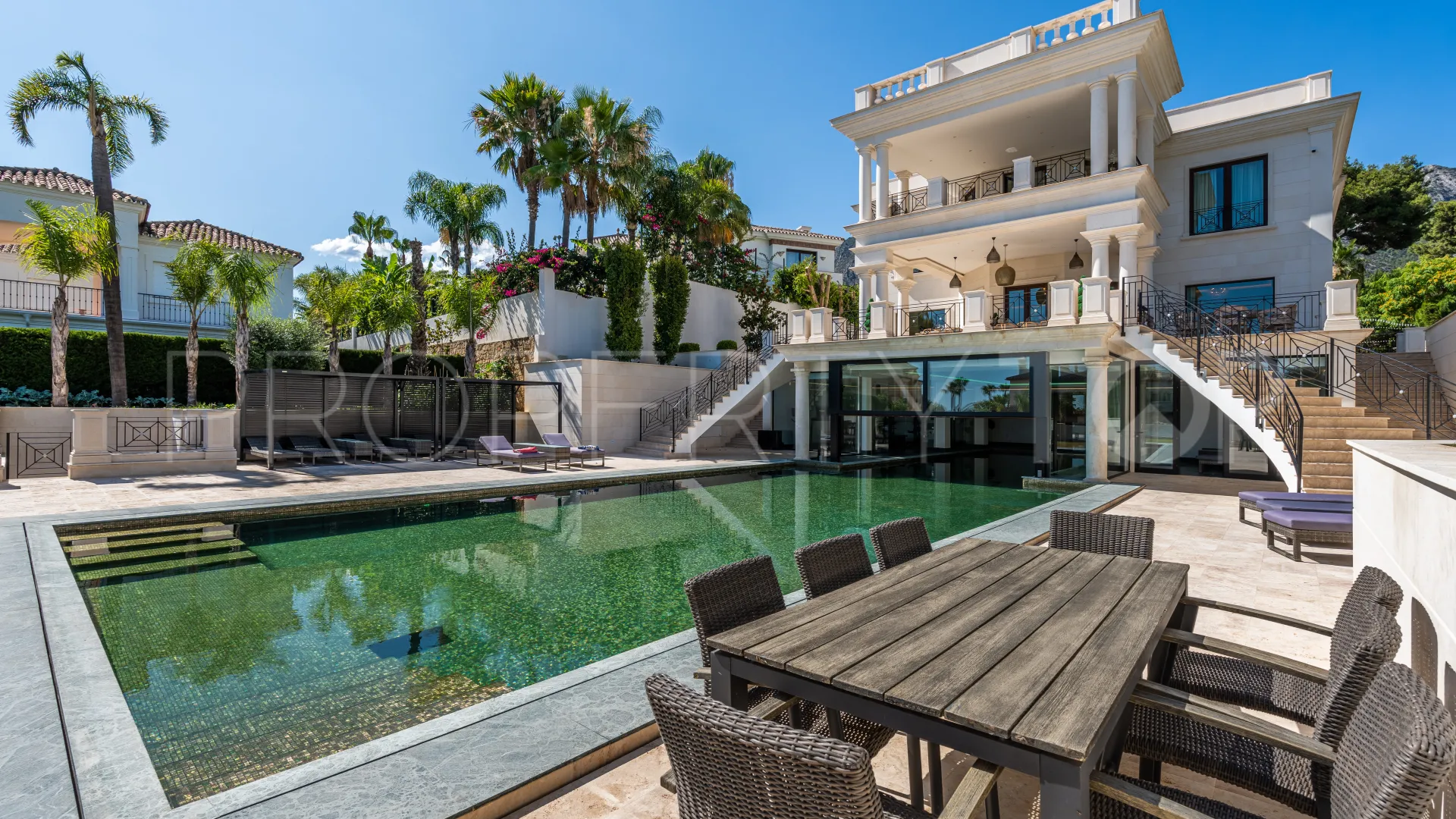Sierra Blanca, villa a la venta con 8 dormitorios
