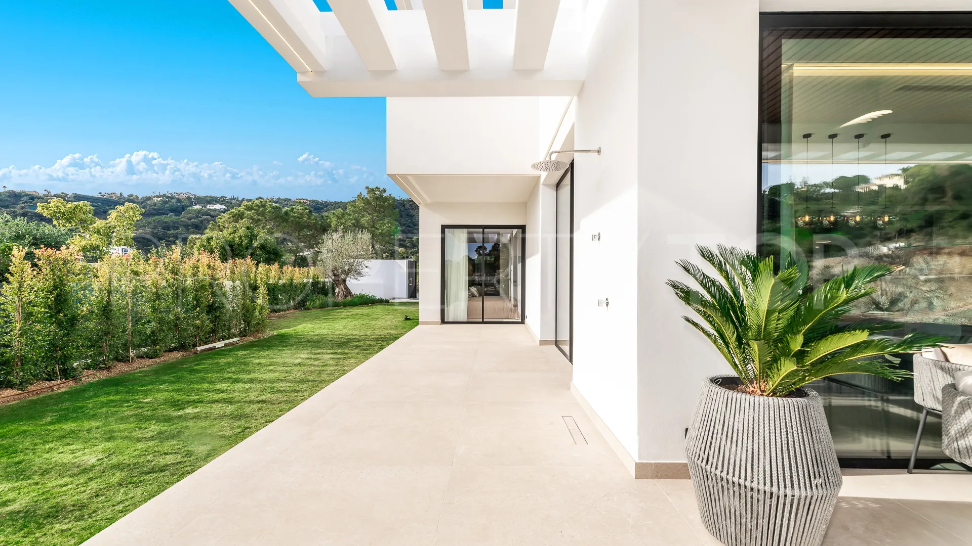 For sale 6 bedrooms villa in El Madroñal