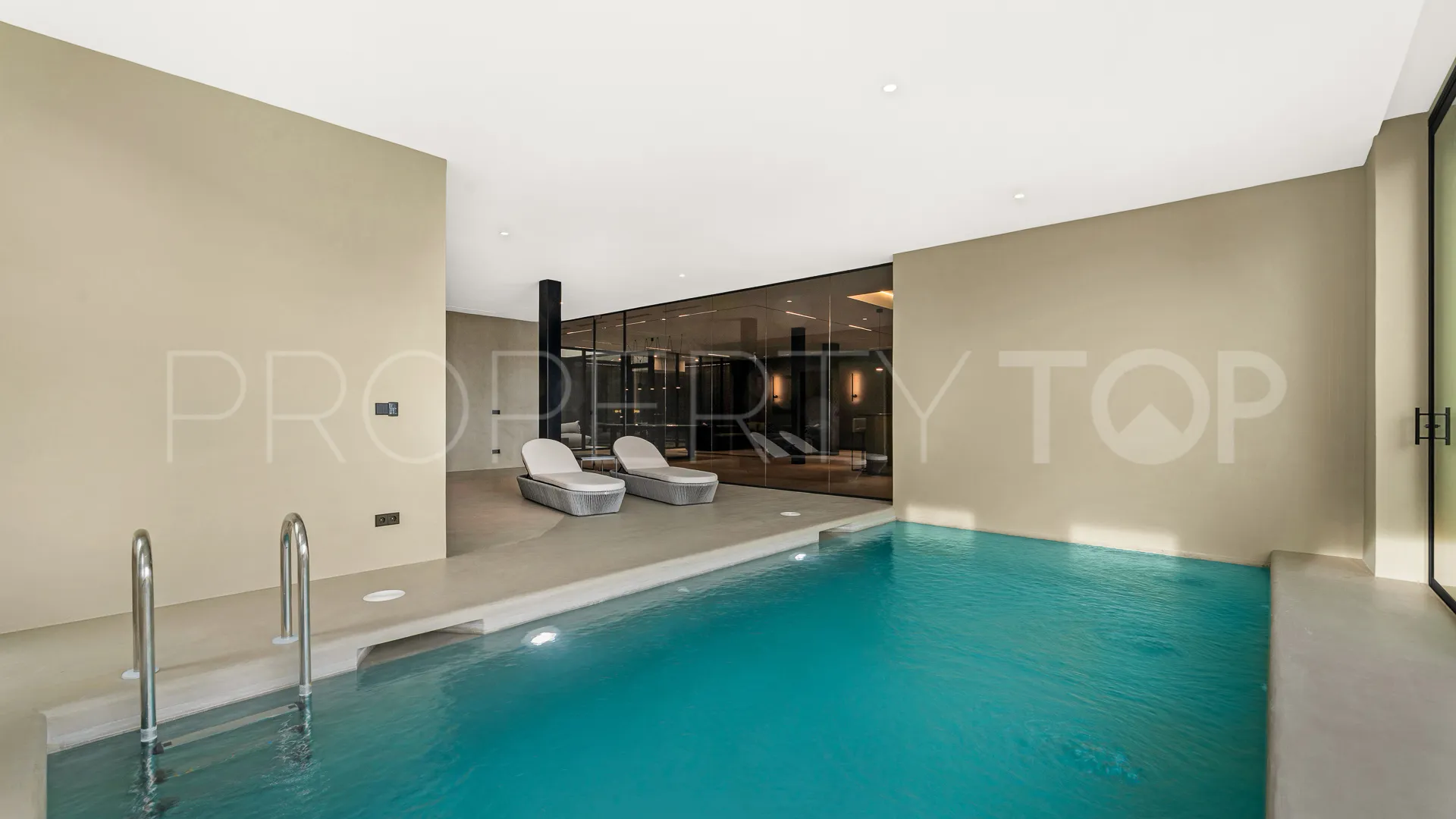 For sale 6 bedrooms villa in El Madroñal