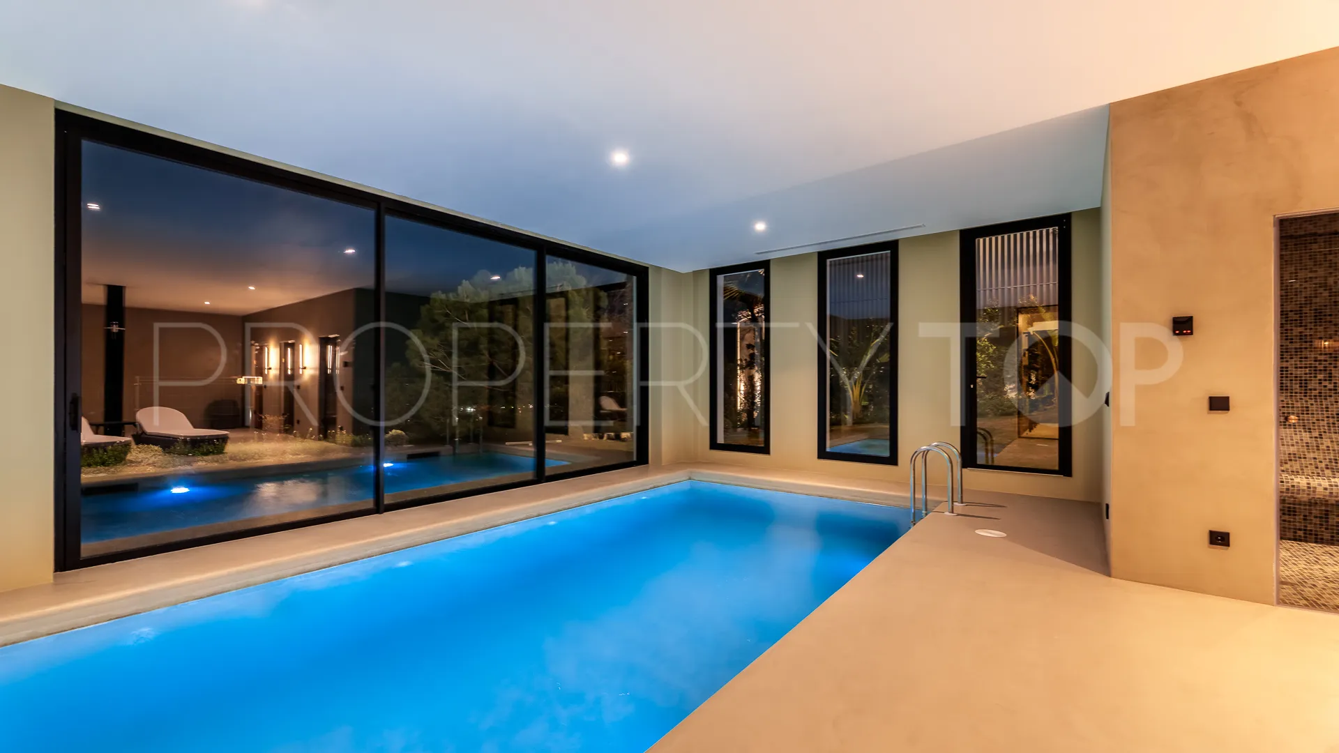 For sale 6 bedrooms villa in El Madroñal