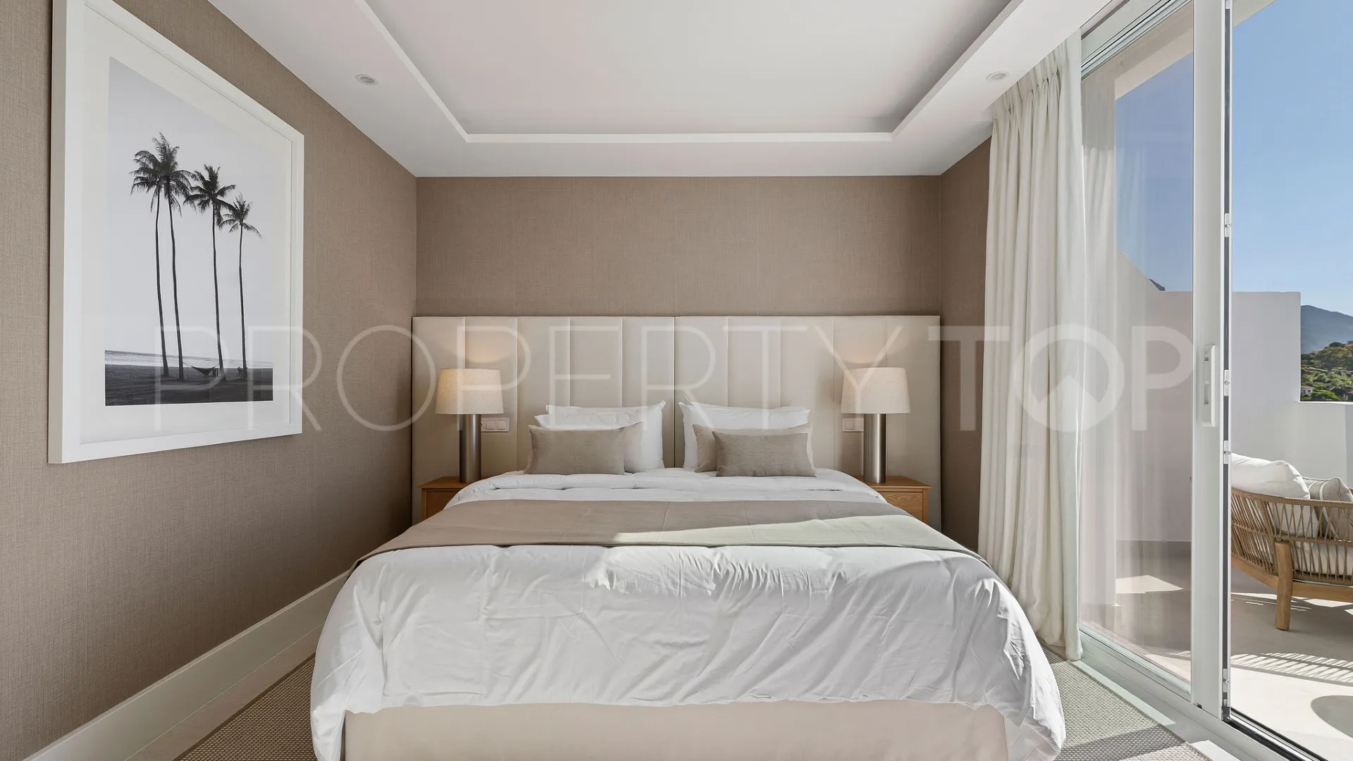 Town house for sale in La Quinta Golf