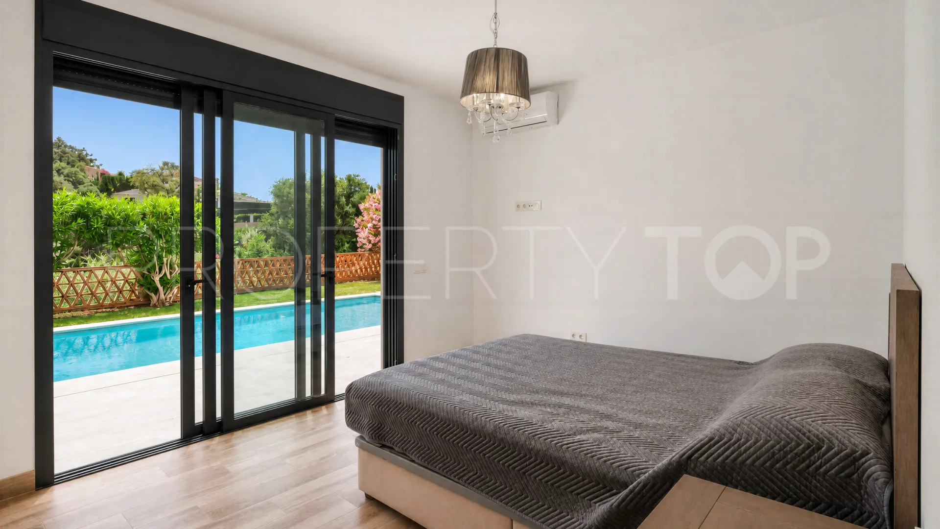 Se vende villa en El Rosario