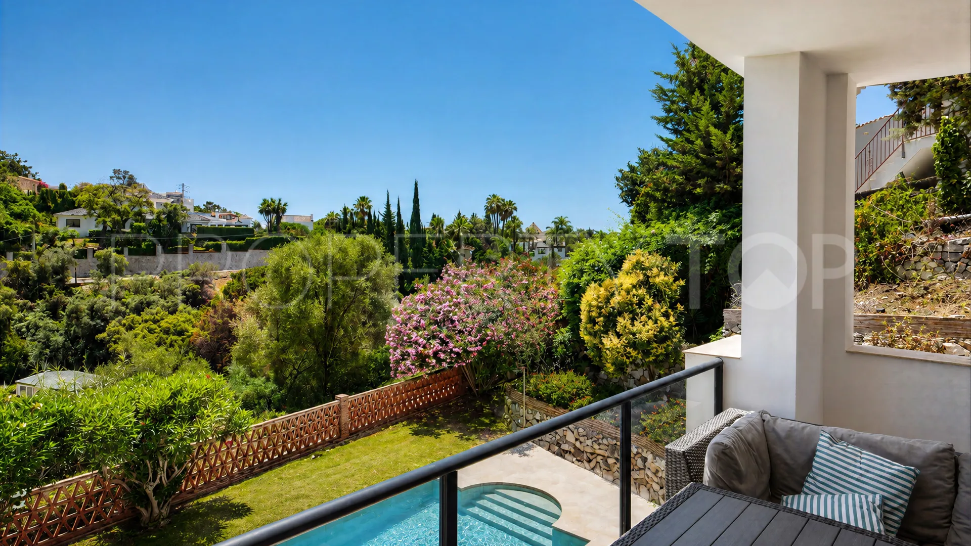 Se vende villa en El Rosario