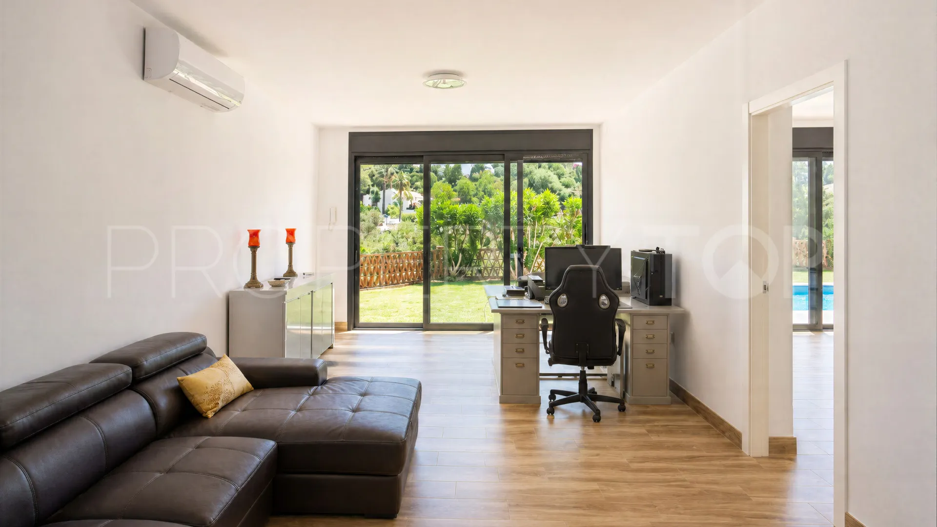 Se vende villa en El Rosario