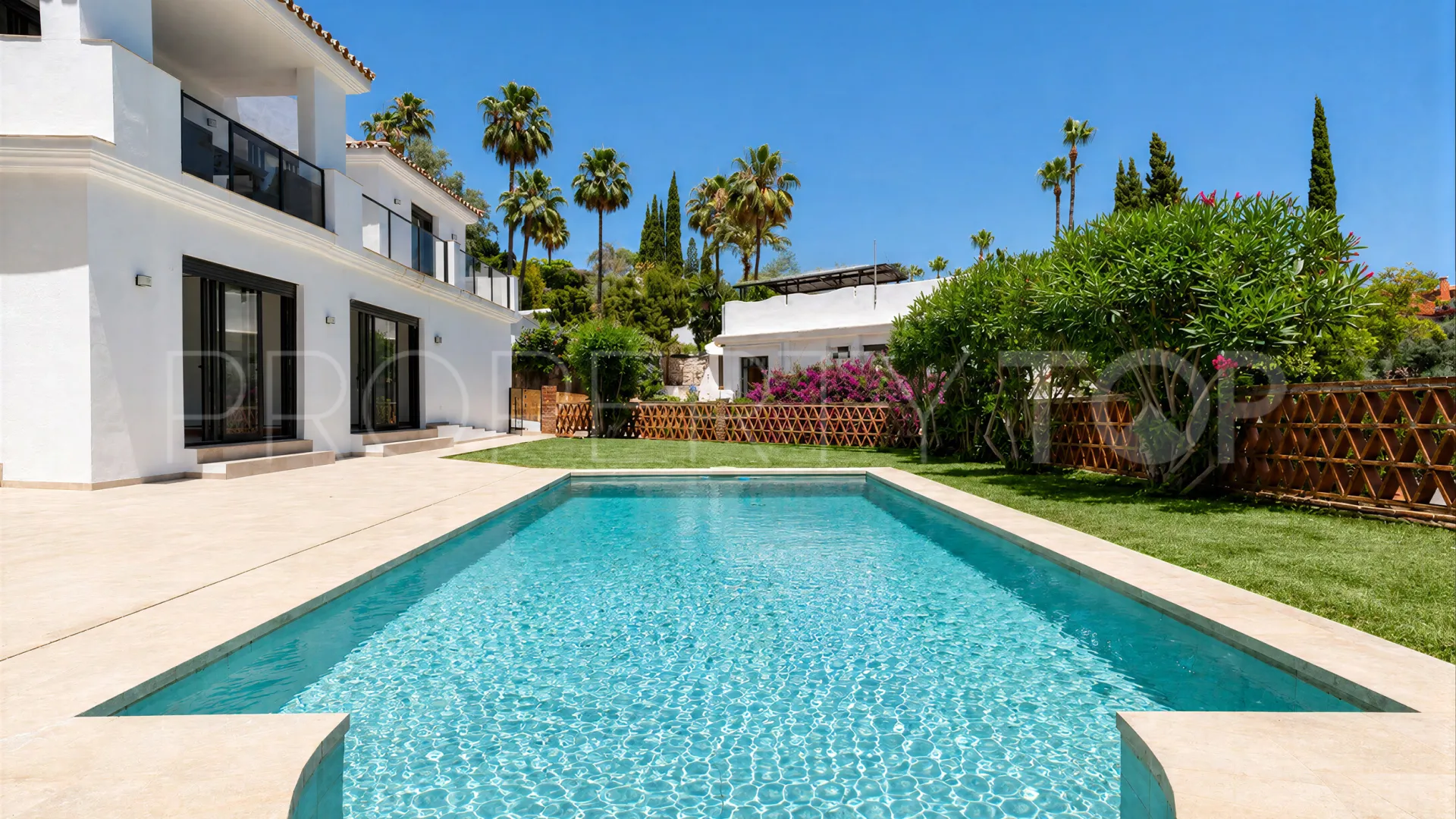 Se vende villa en El Rosario