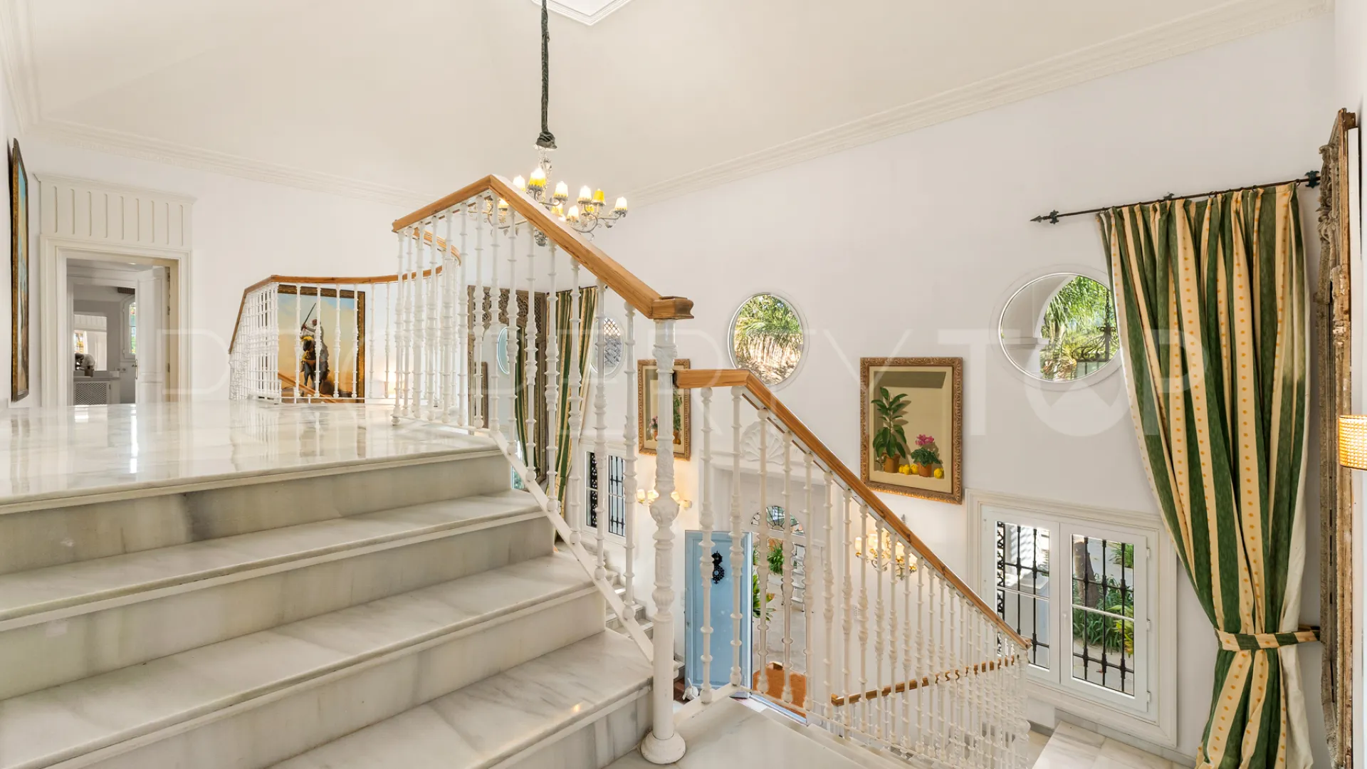 Guadalmina Baja, villa en venta con 7 dormitorios
