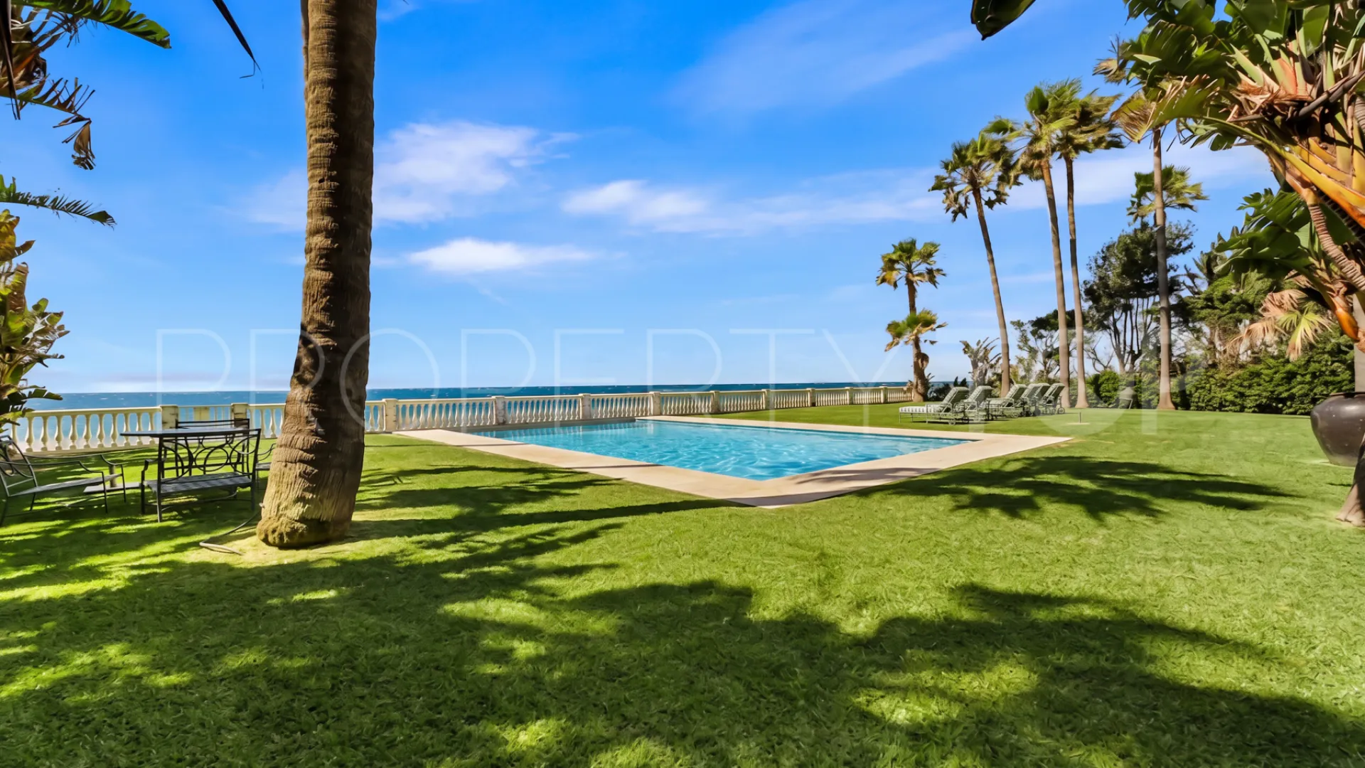 Guadalmina Baja, villa en venta con 7 dormitorios