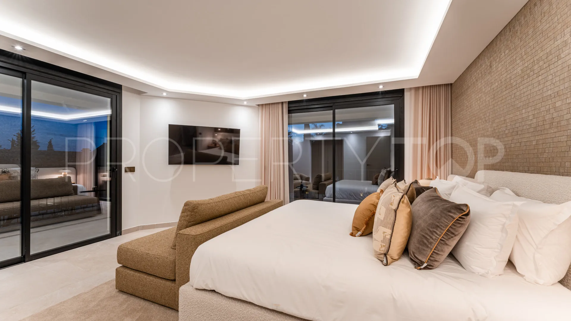 Se vende villa en Rocio de Nagüeles