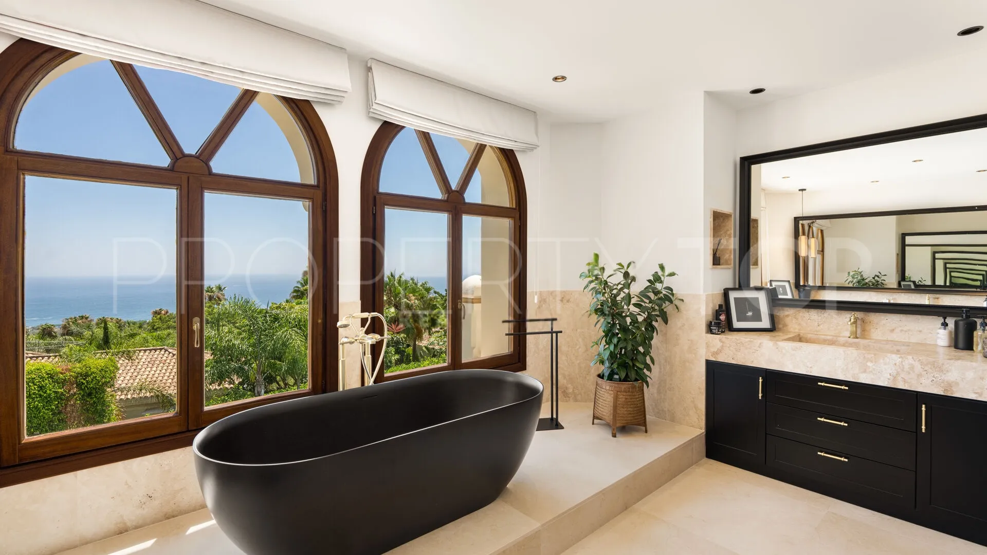 Sierra Blanca, villa con 6 dormitorios en venta