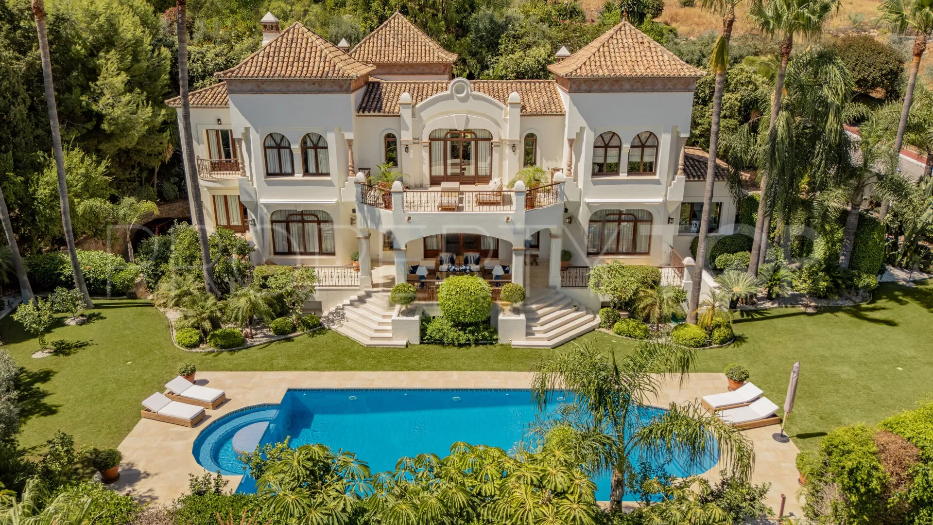 Sierra Blanca, villa con 6 dormitorios en venta