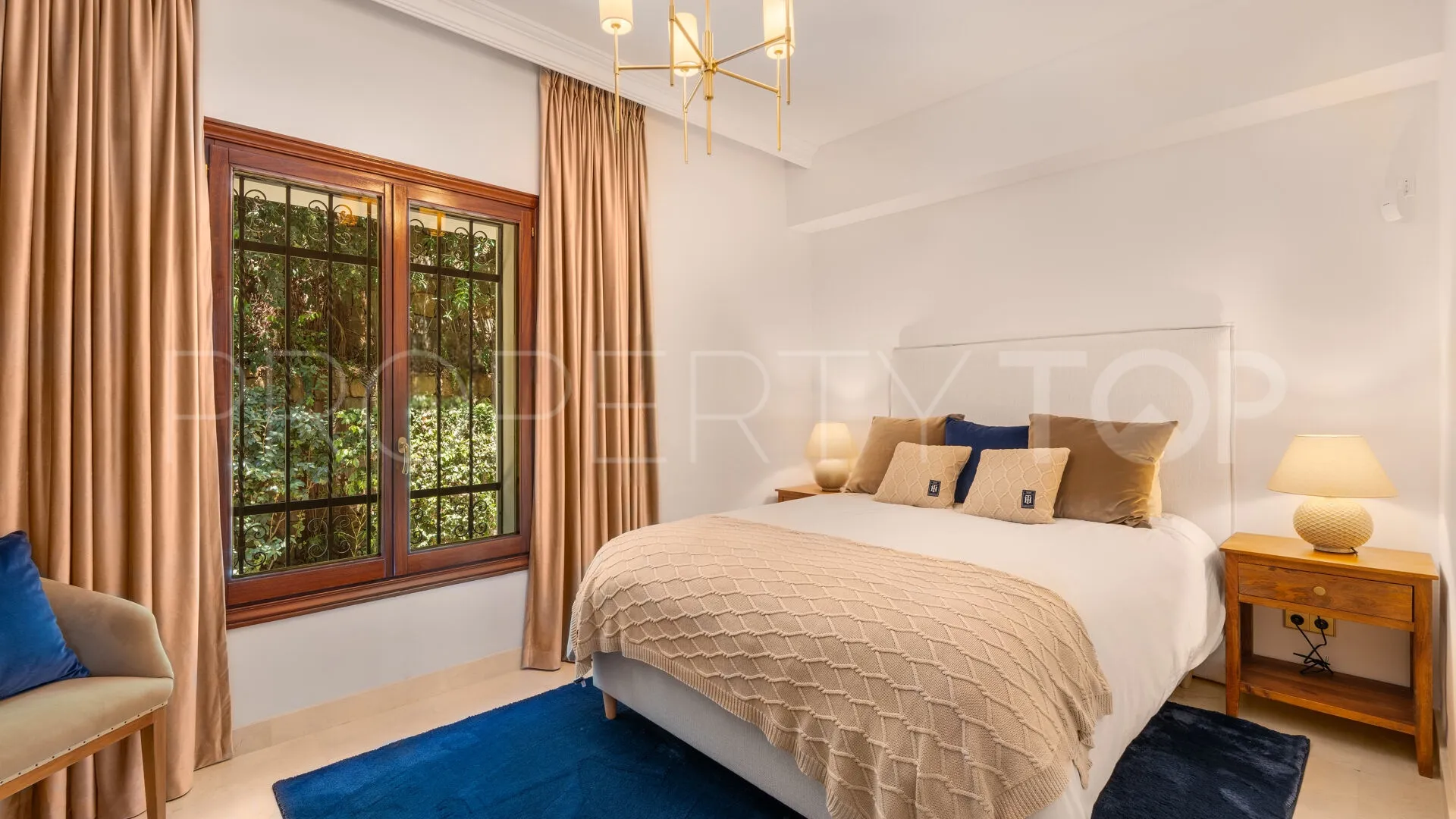 Sierra Blanca, villa con 6 dormitorios en venta