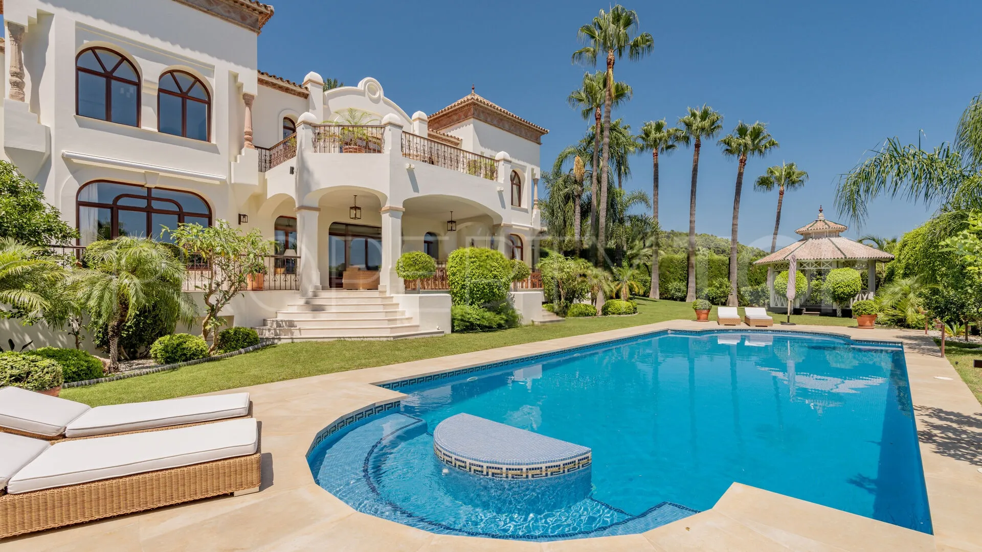 Sierra Blanca, villa con 6 dormitorios en venta