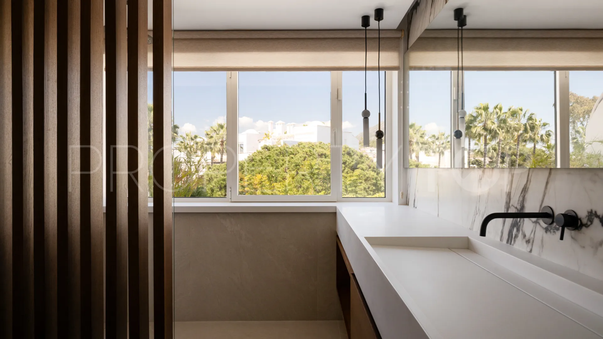 Se vende atico duplex en Marbella Golden Mile de 3 dormitorios