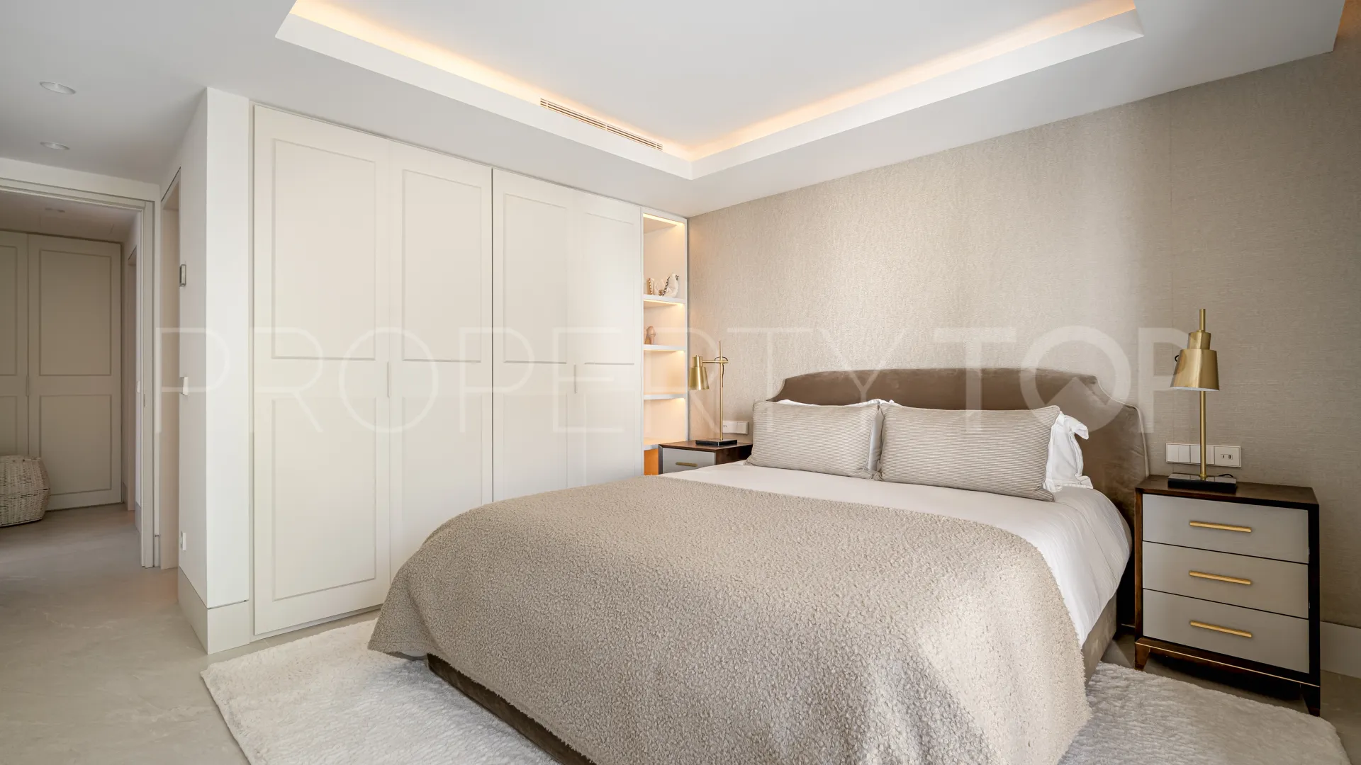 Se vende atico duplex en Marbella Golden Mile de 3 dormitorios