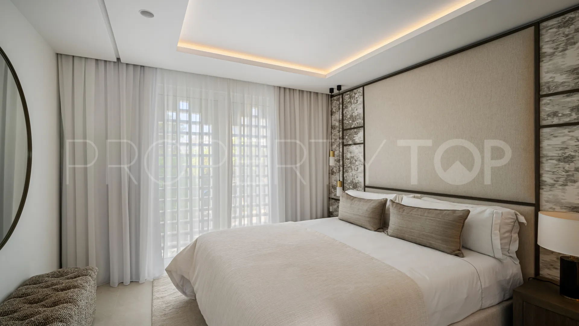 Se vende atico duplex en Marbella Golden Mile de 3 dormitorios
