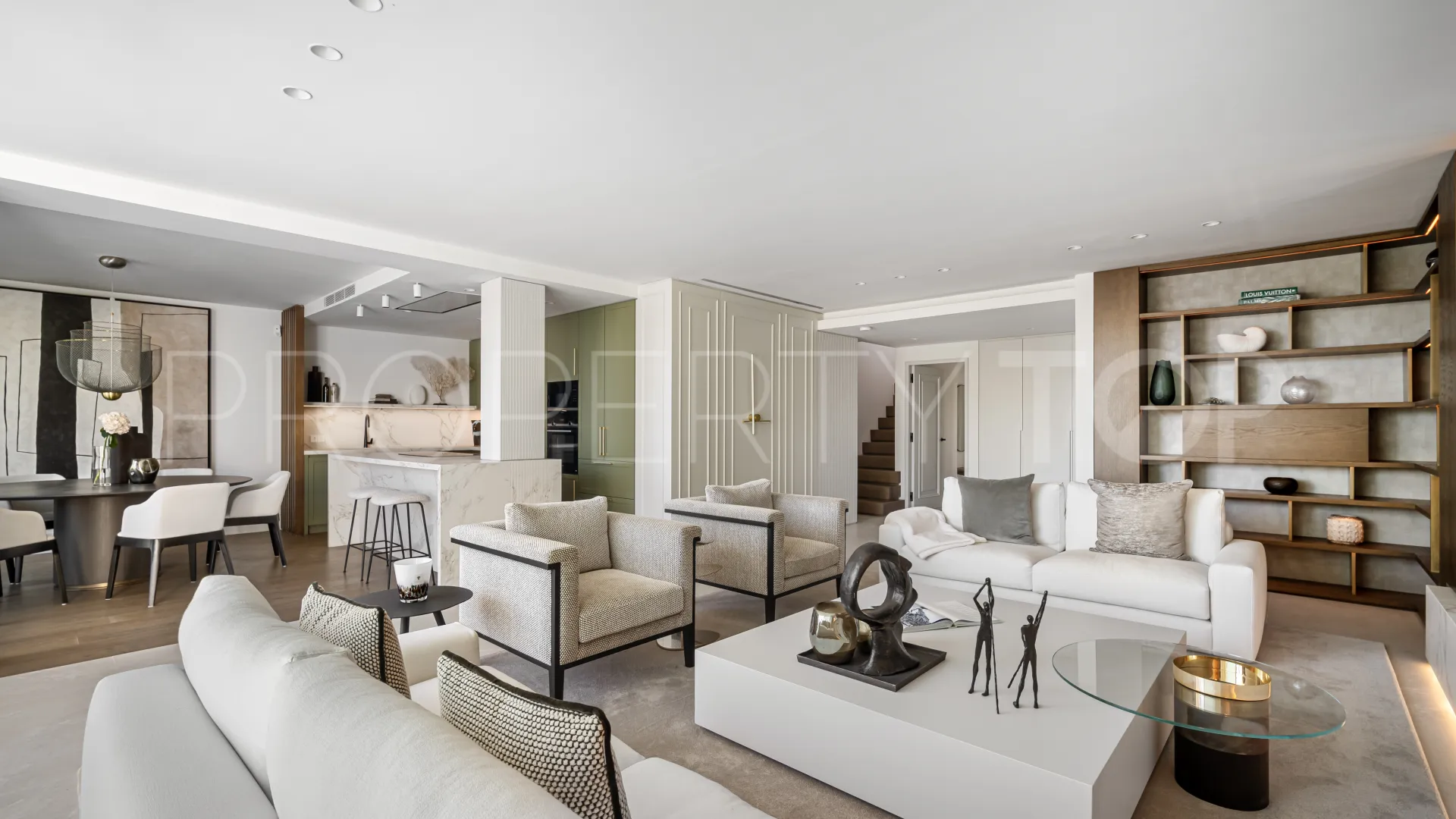 Se vende atico duplex en Marbella Golden Mile de 3 dormitorios