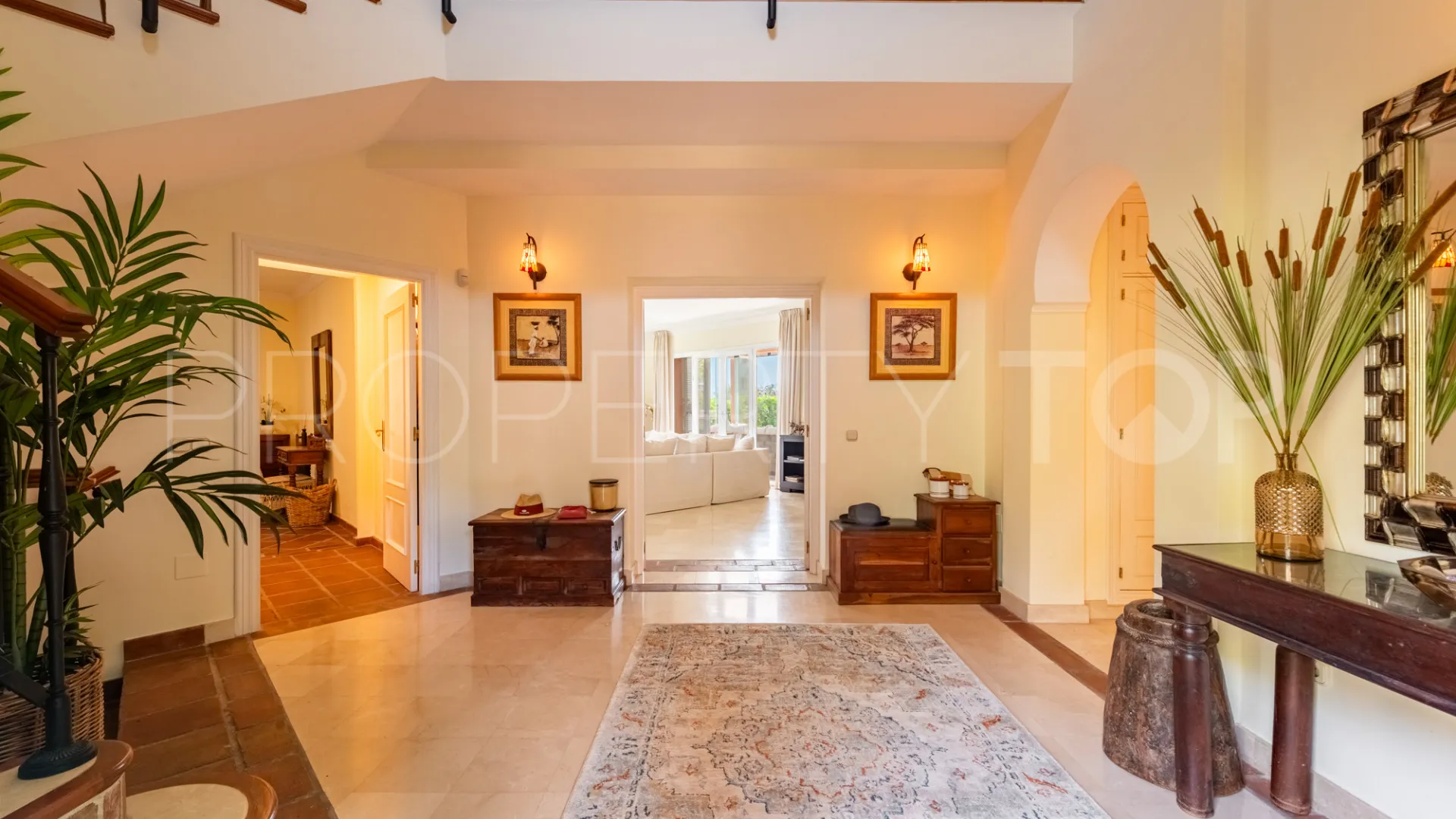 5 bedrooms villa in Bahia de Casares for sale
