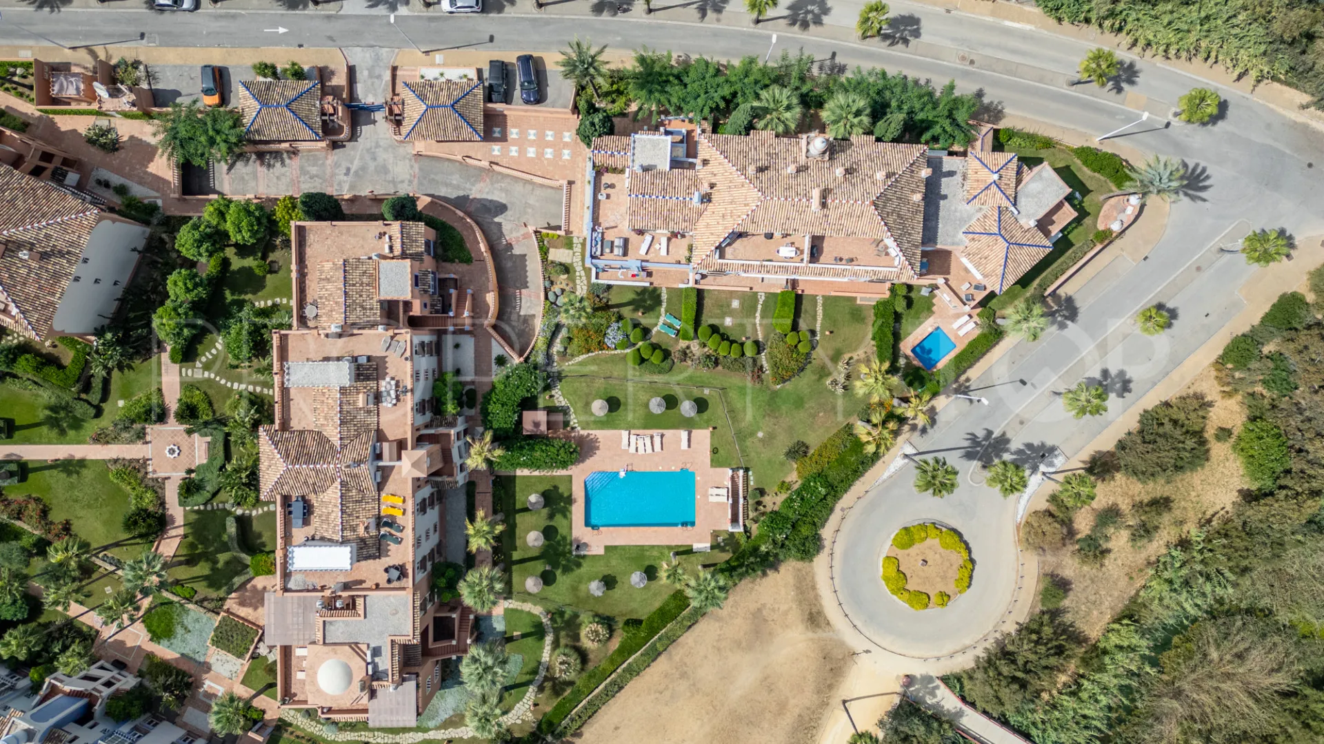 5 bedrooms villa in Bahia de Casares for sale