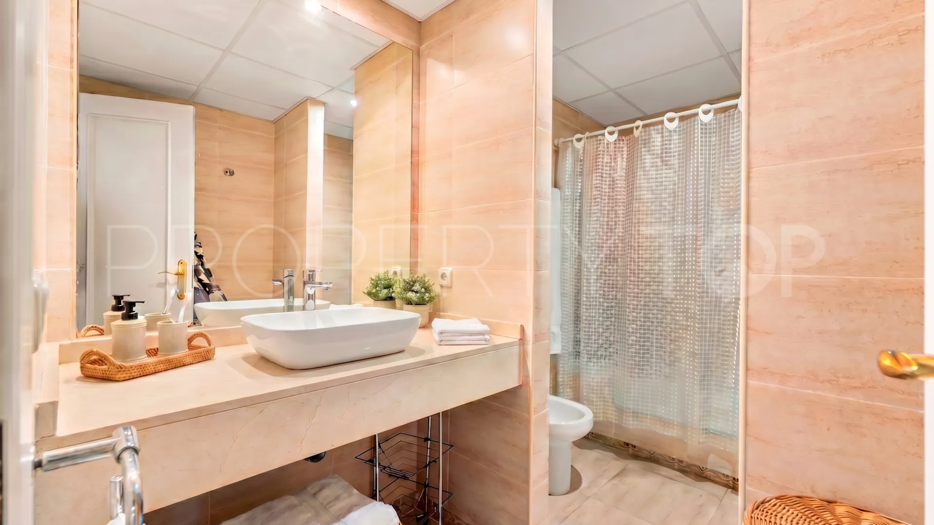 Atico duplex en venta en Guadalmina Baja