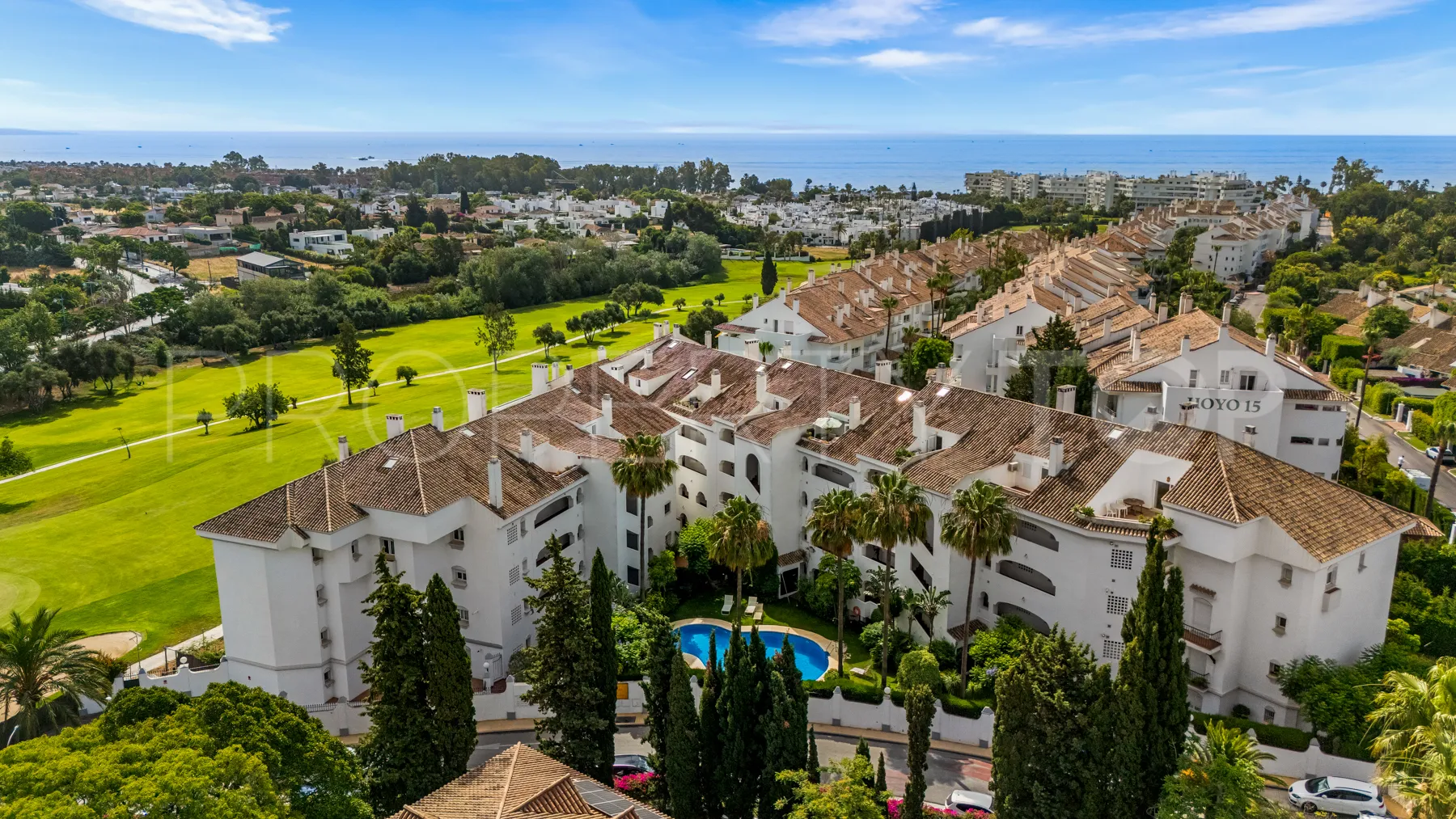 Atico duplex en venta en Guadalmina Baja