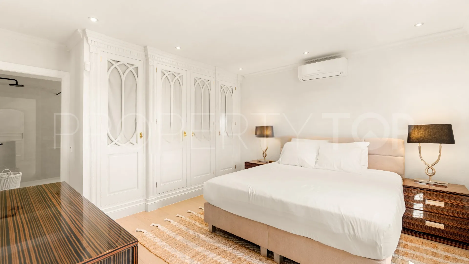 4 bedrooms villa in Los Altos del Paraiso for sale