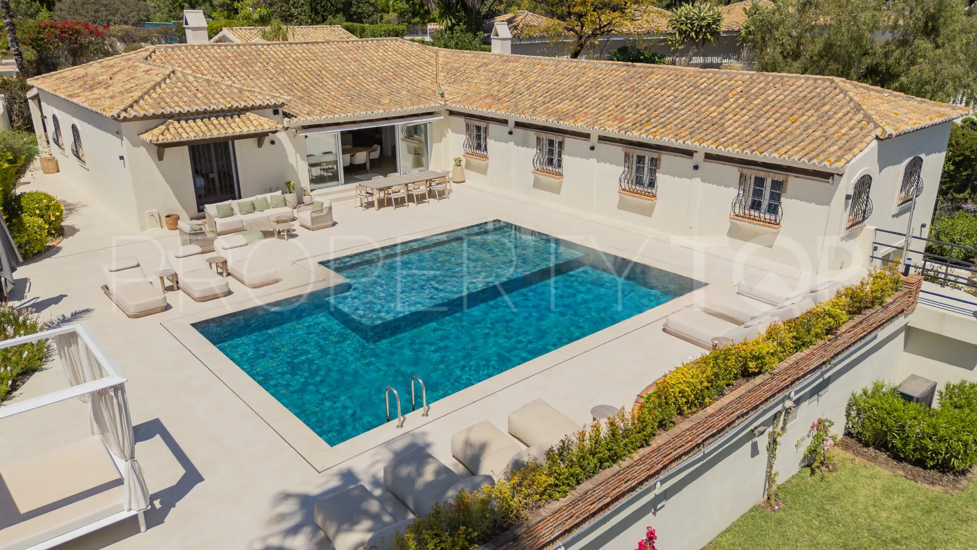 4 bedrooms villa in Los Altos del Paraiso for sale