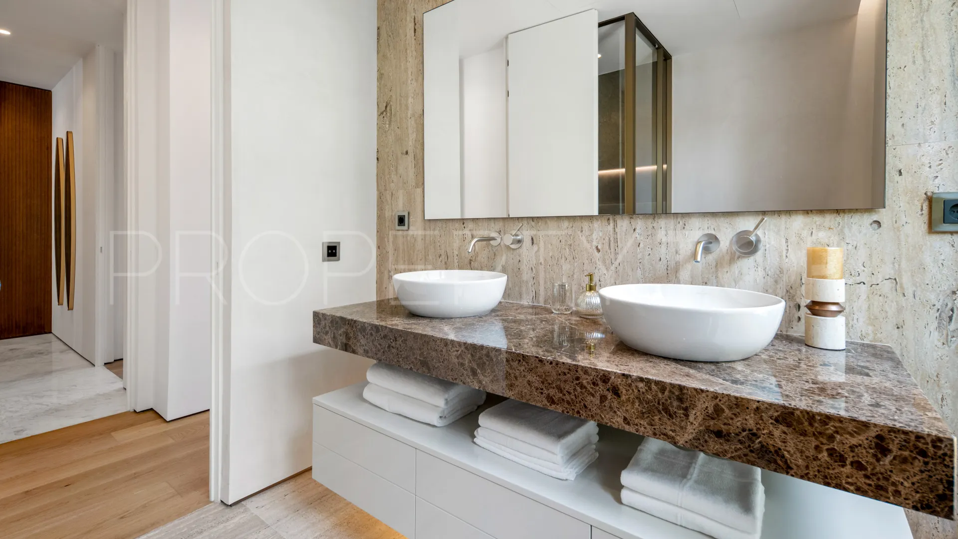 For sale Marbella Golden Mile 4 bedrooms ground floor duplex