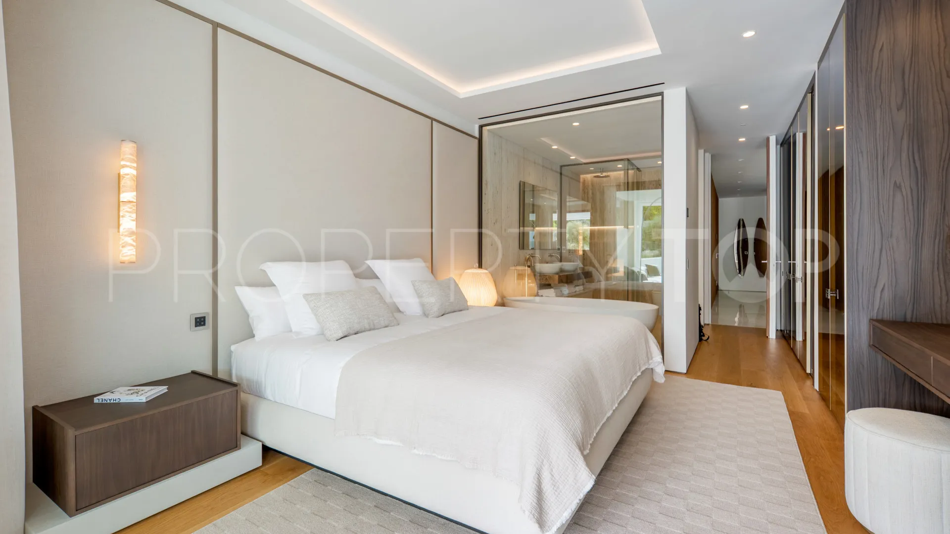 For sale Marbella Golden Mile 4 bedrooms ground floor duplex