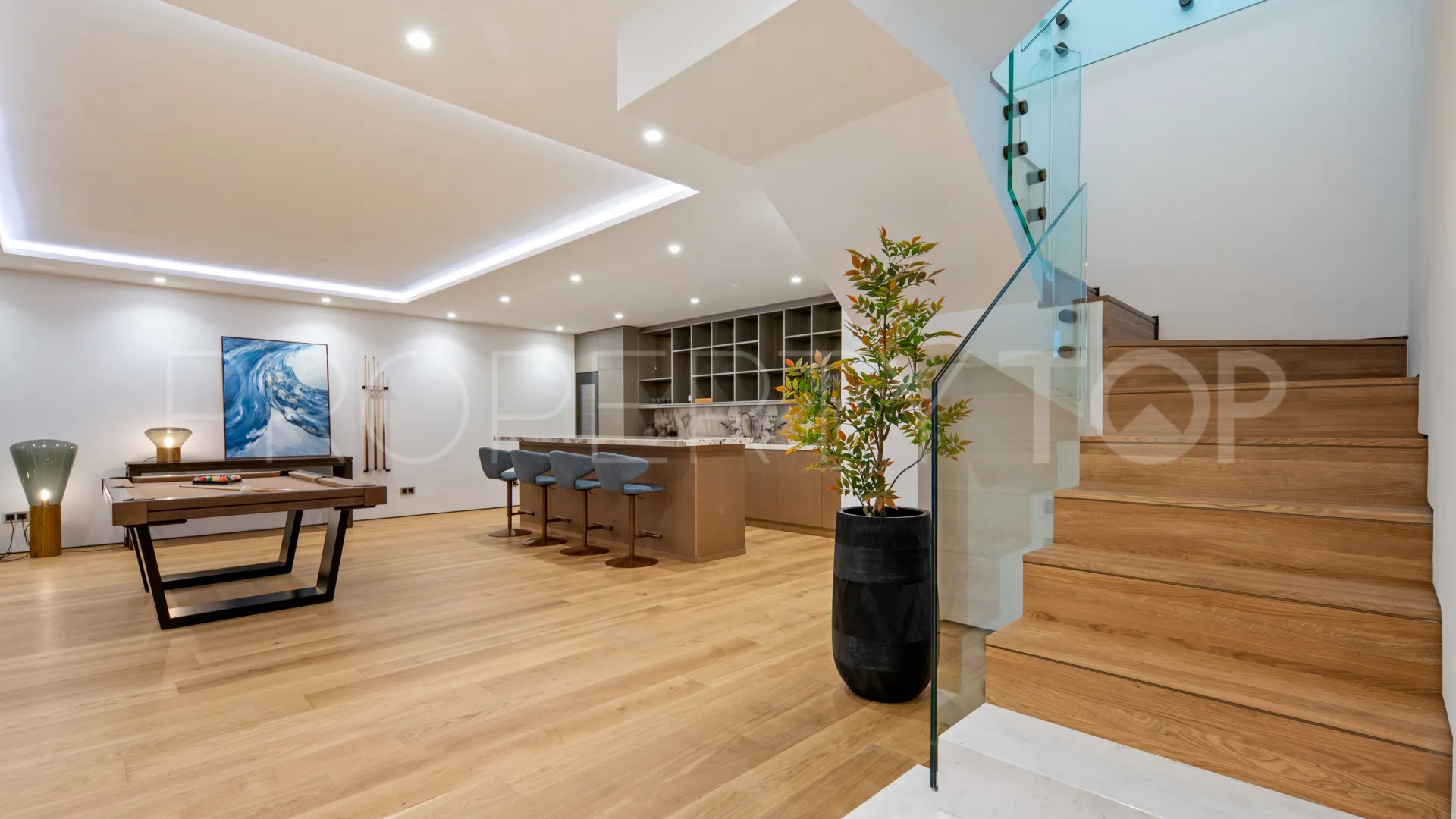 For sale Marbella Golden Mile 4 bedrooms ground floor duplex
