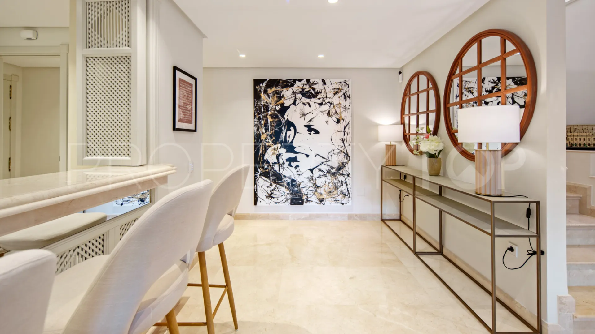 For sale duplex penthouse in Marbella East with 3 bedrooms