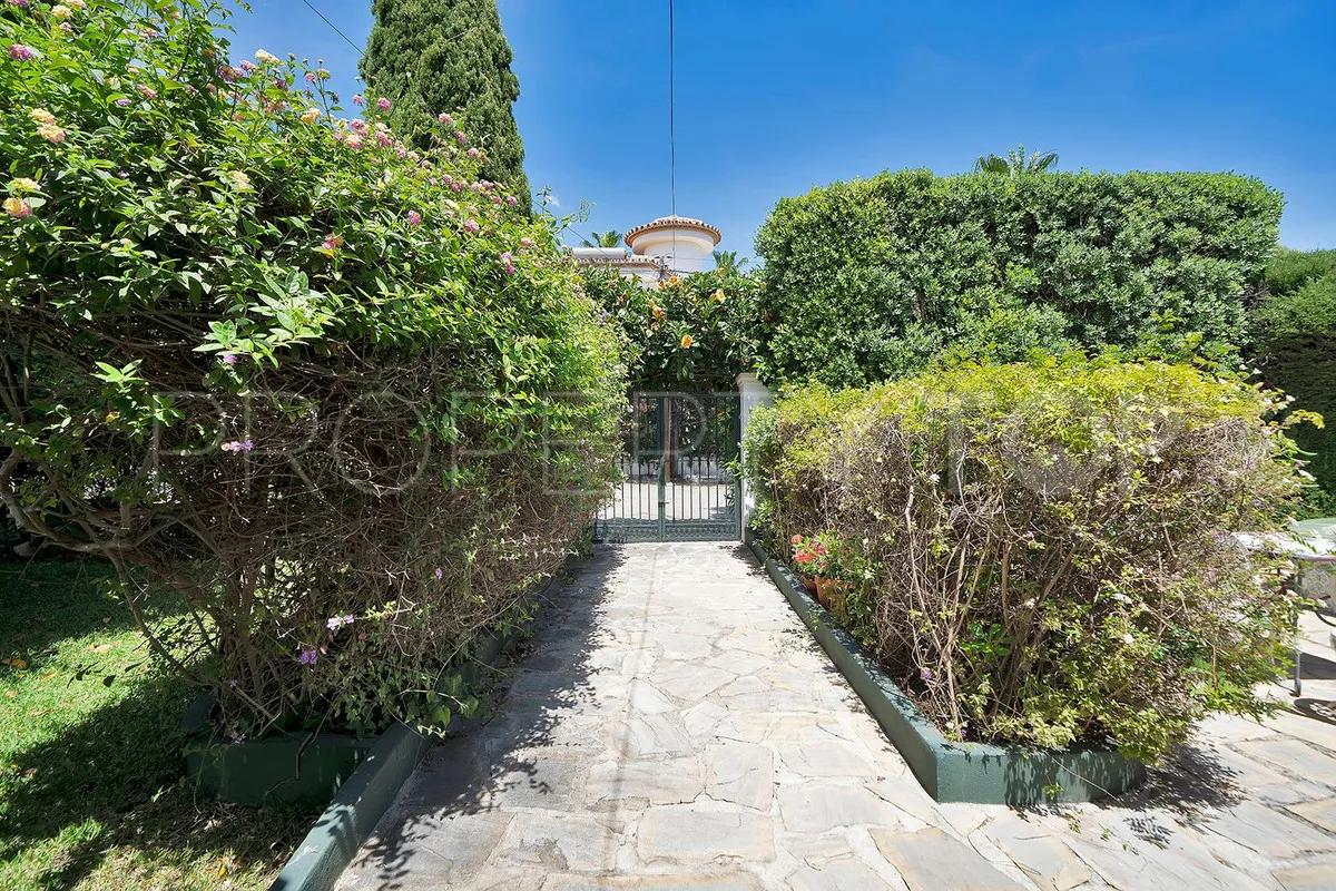 Villa a la venta en El Paraiso