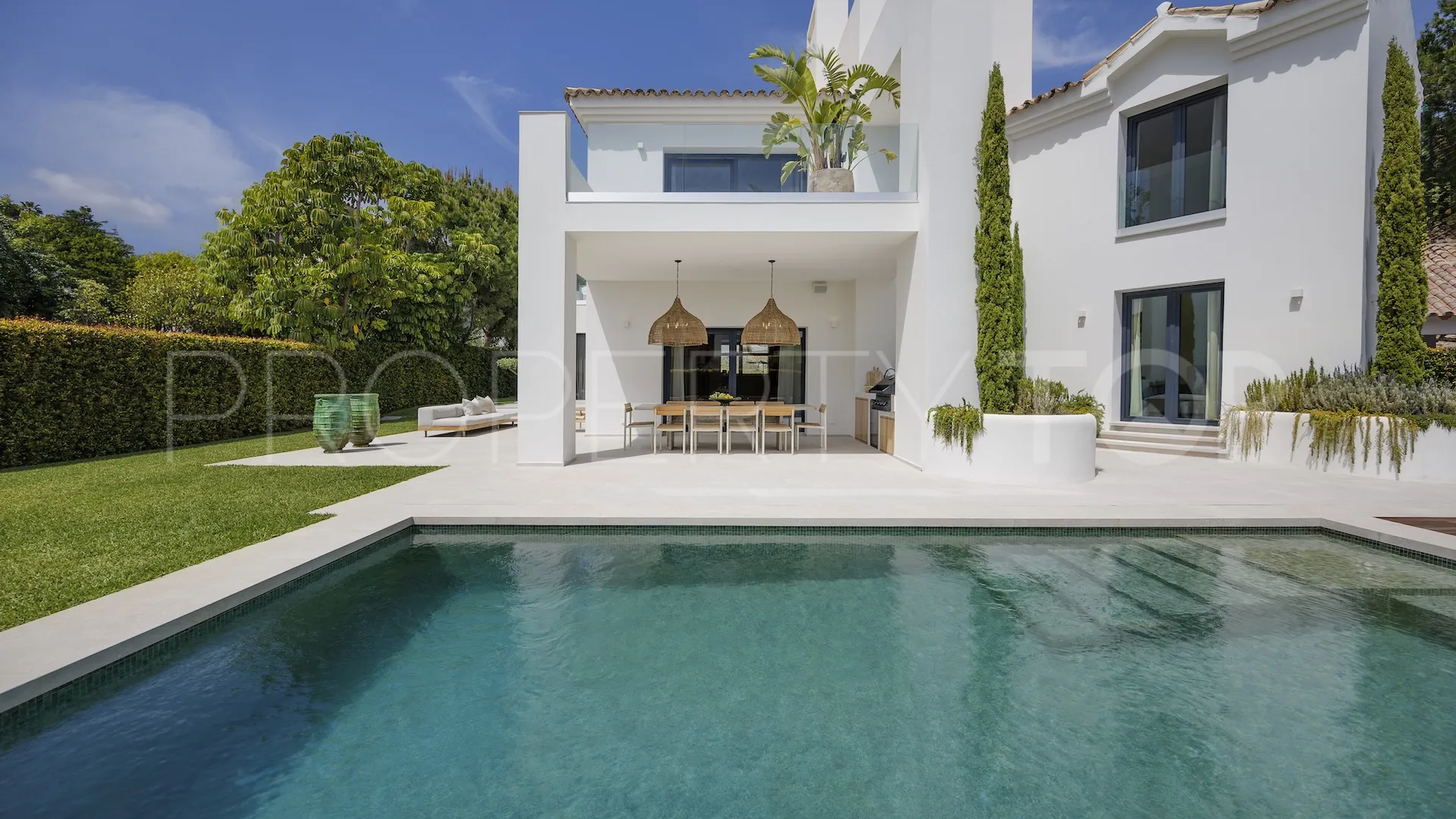 Buy 4 bedrooms villa in La Alqueria