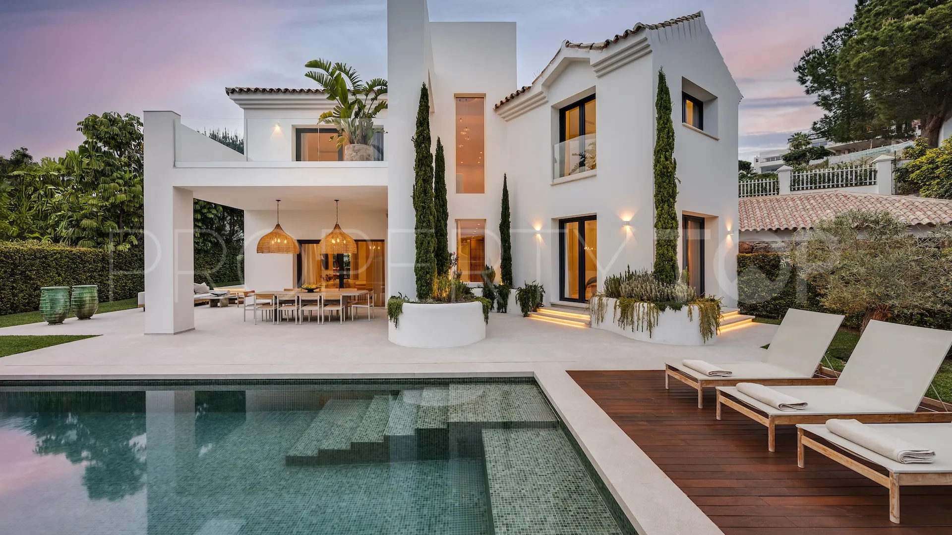 Buy 4 bedrooms villa in La Alqueria