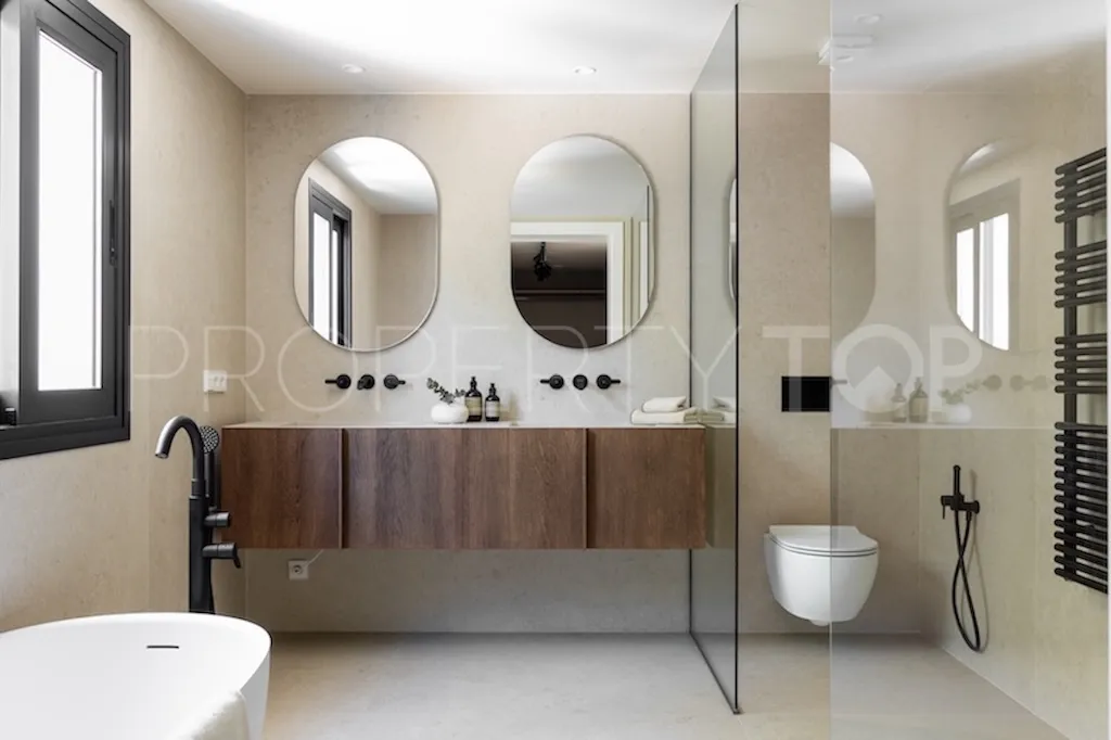 Buy Benahavis 4 bedrooms villa
