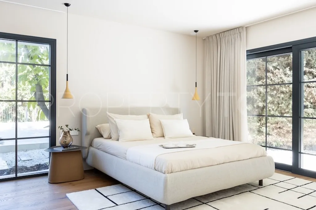 Buy Benahavis 4 bedrooms villa