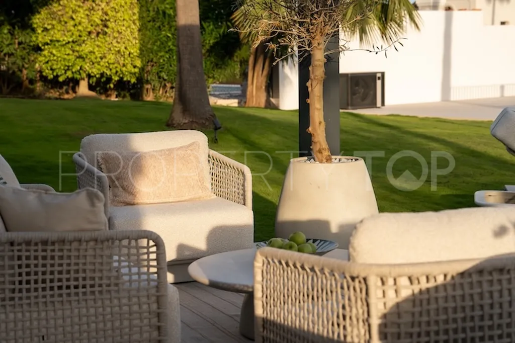 Buy Benahavis 4 bedrooms villa