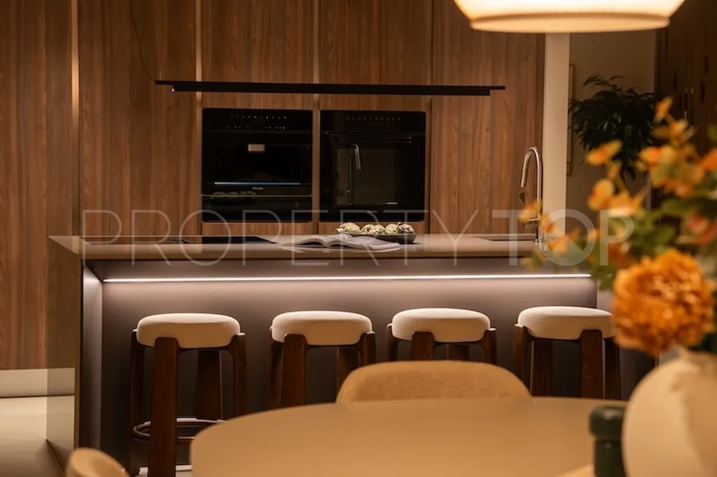 Buy Benahavis 4 bedrooms villa