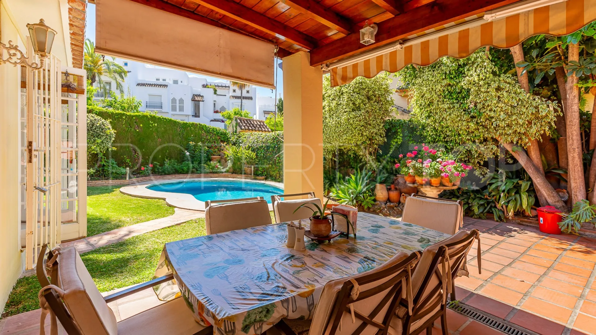 3 bedrooms villa in Beach Side Golden Mile for sale