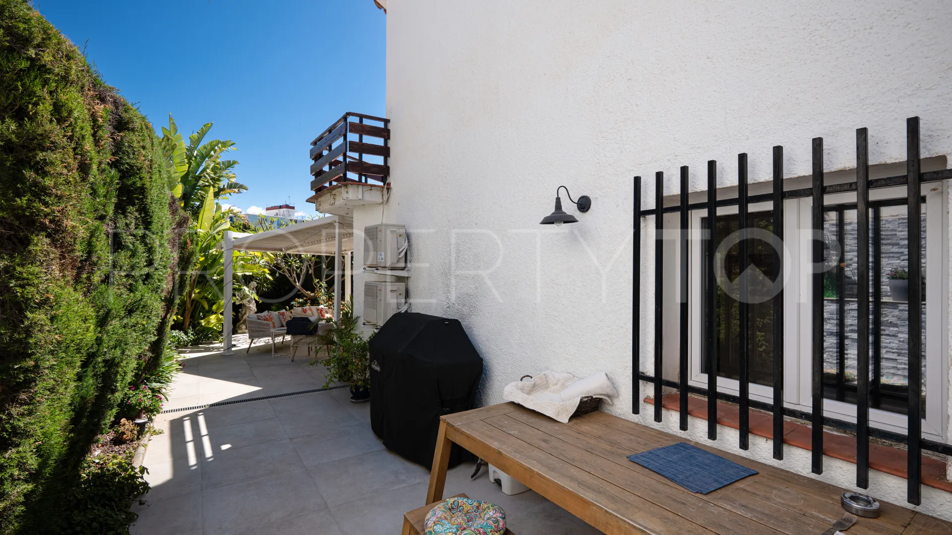 For sale Marbella Centro villa with 3 bedrooms