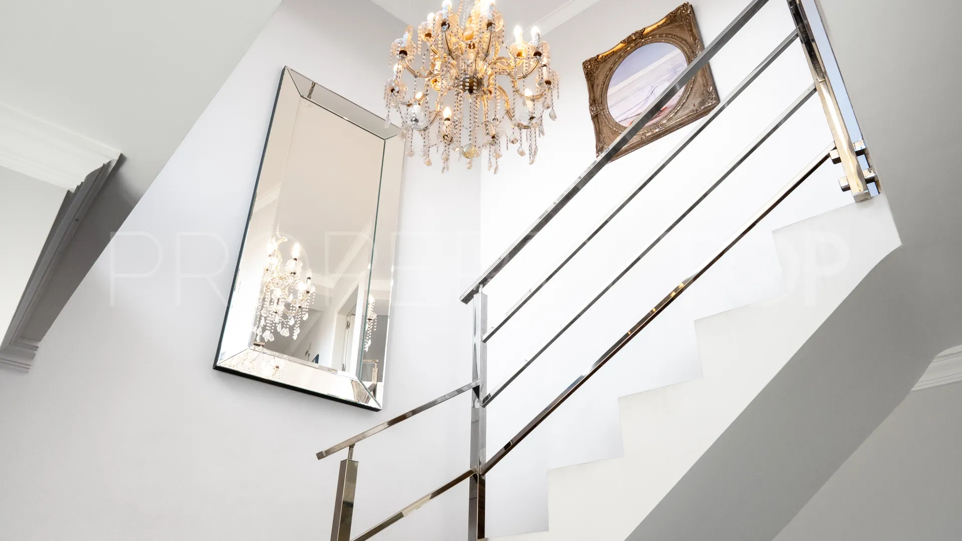 For sale Marbella Centro villa with 3 bedrooms