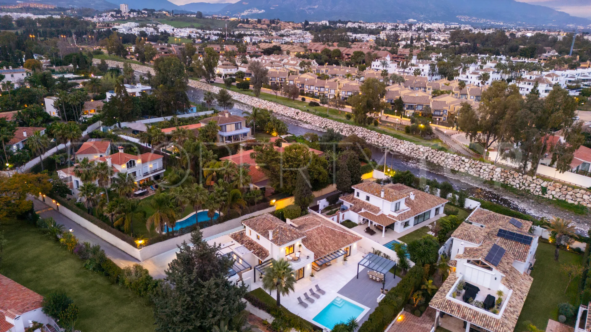 Villa en venta en San Pedro de Alcantara