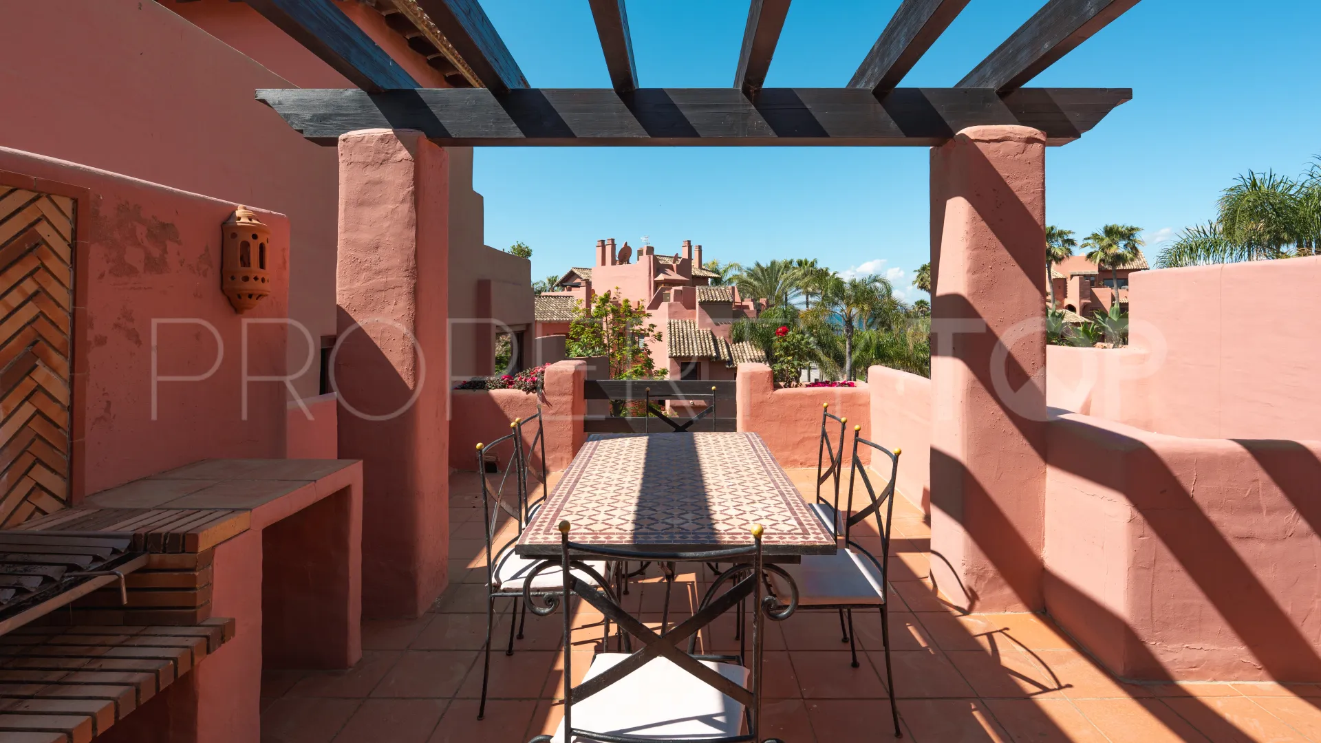 Duplex penthouse for sale in Estepona East with 3 bedrooms