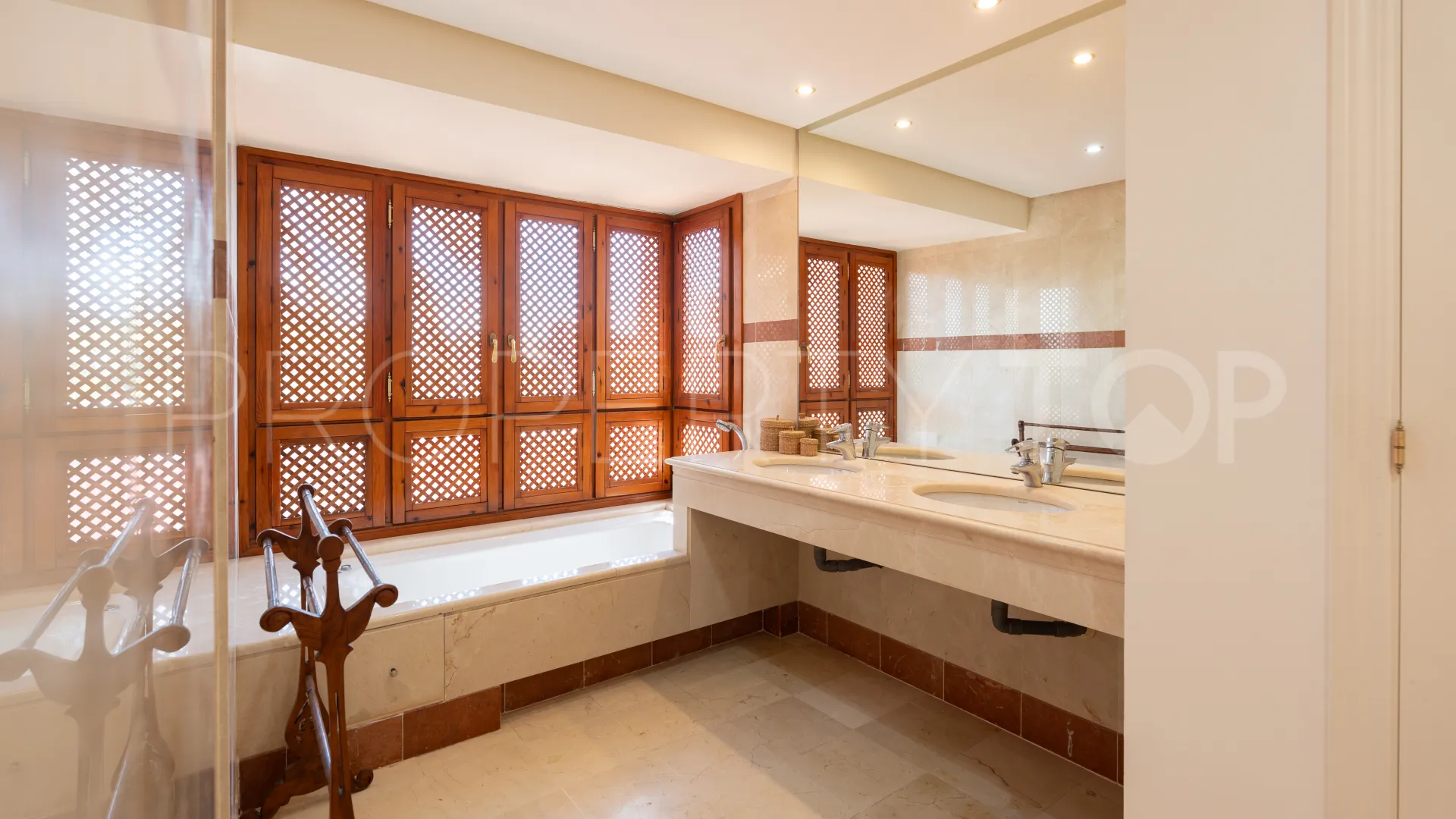 Duplex penthouse for sale in Estepona East with 3 bedrooms