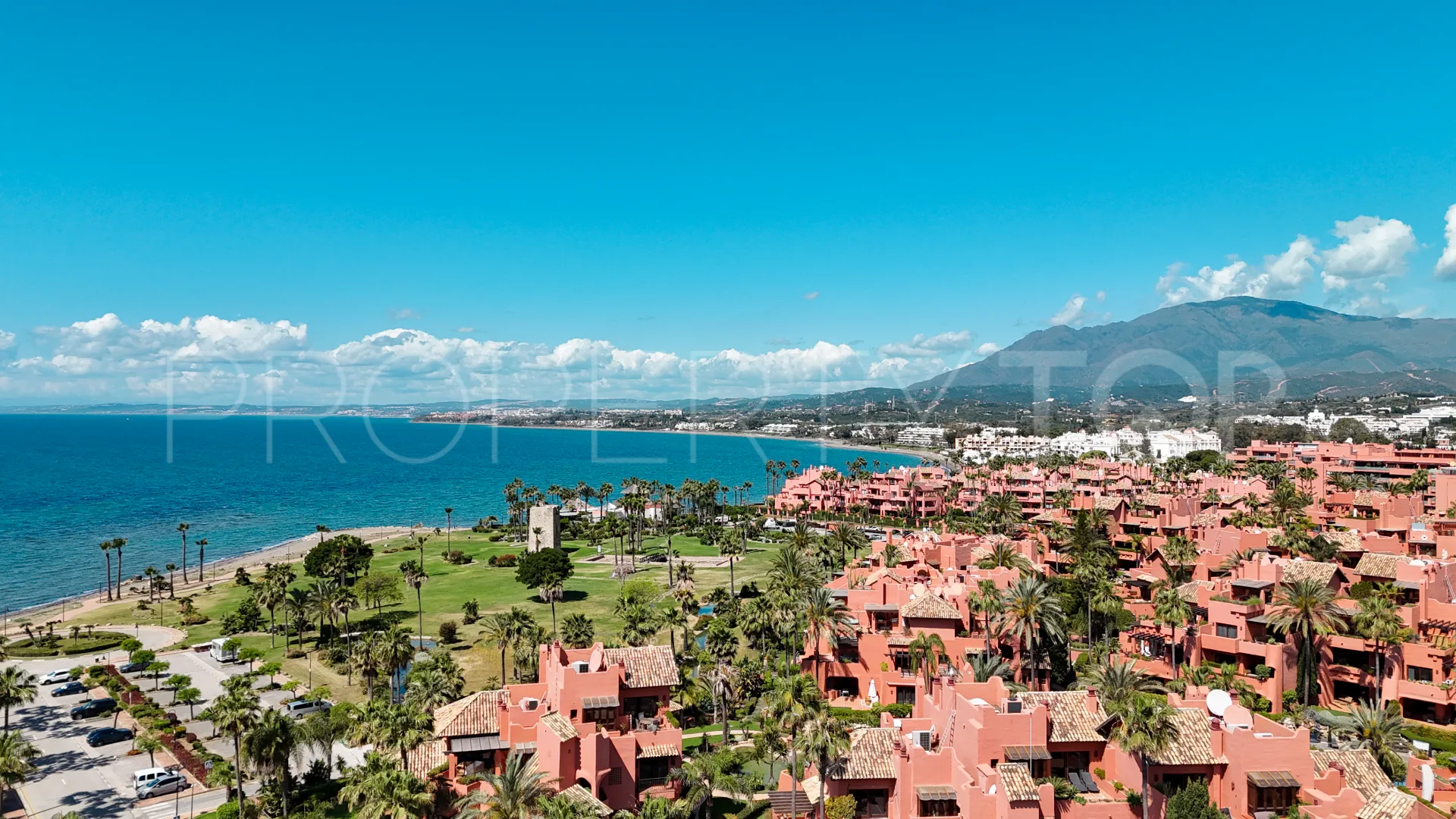 Duplex penthouse for sale in Estepona East with 3 bedrooms