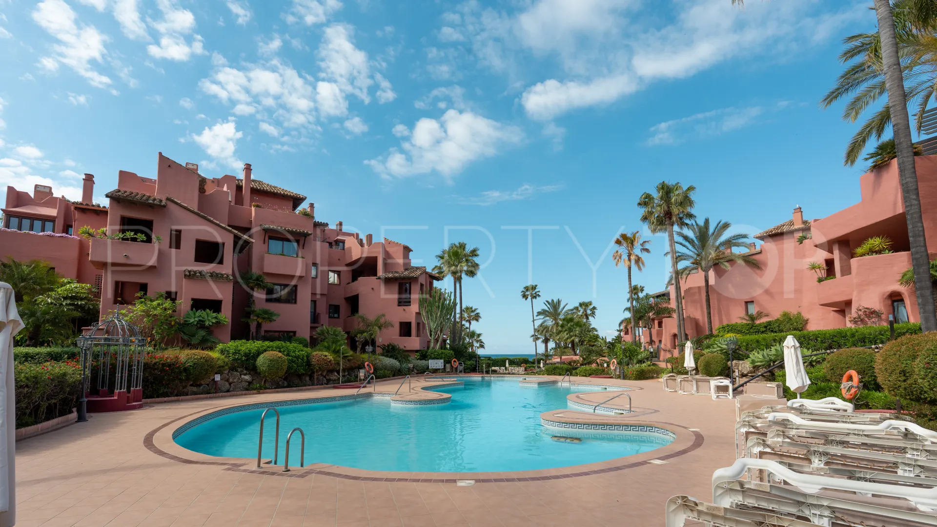 Duplex penthouse for sale in Estepona East with 3 bedrooms